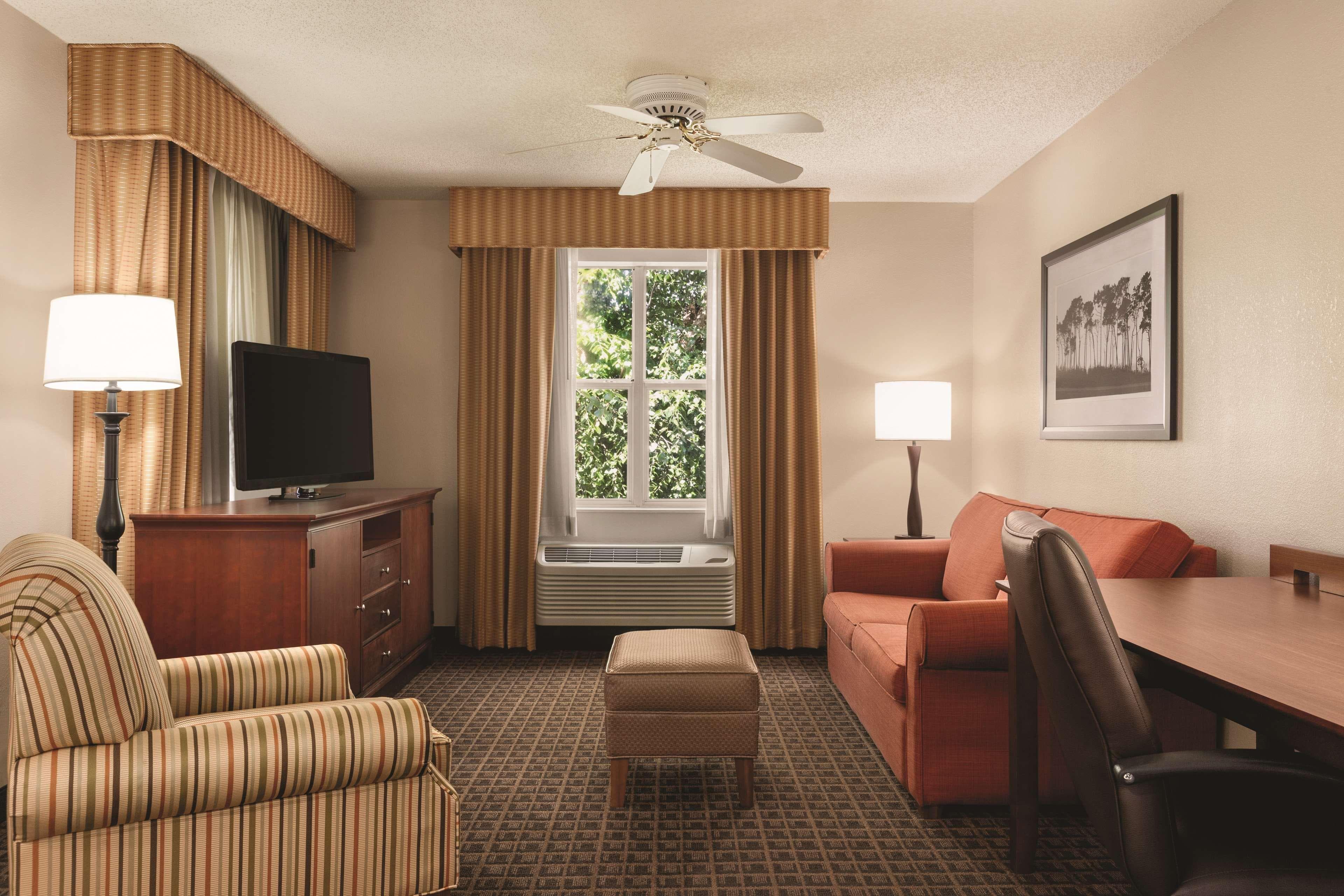 Country Inn & Suites by Radisson, Lawrenceville near Northside Hospital Gwinnett — 12