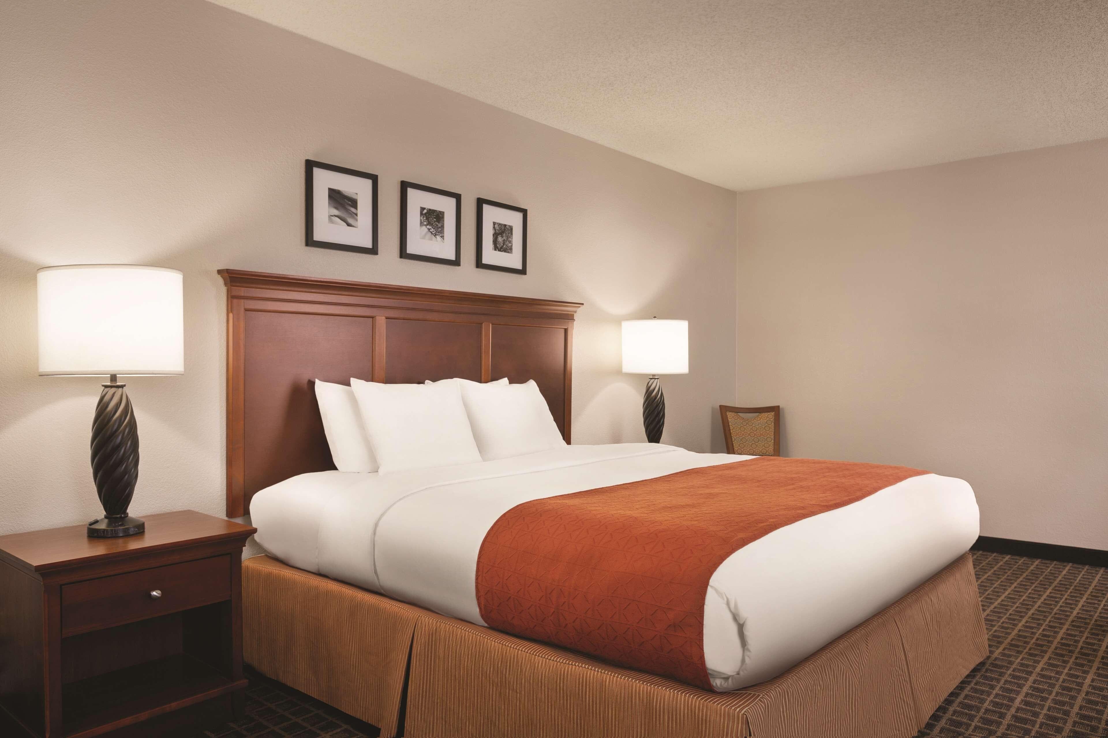 Country Inn & Suites by Radisson, Lawrenceville near Northside Hospital Gwinnett — 13