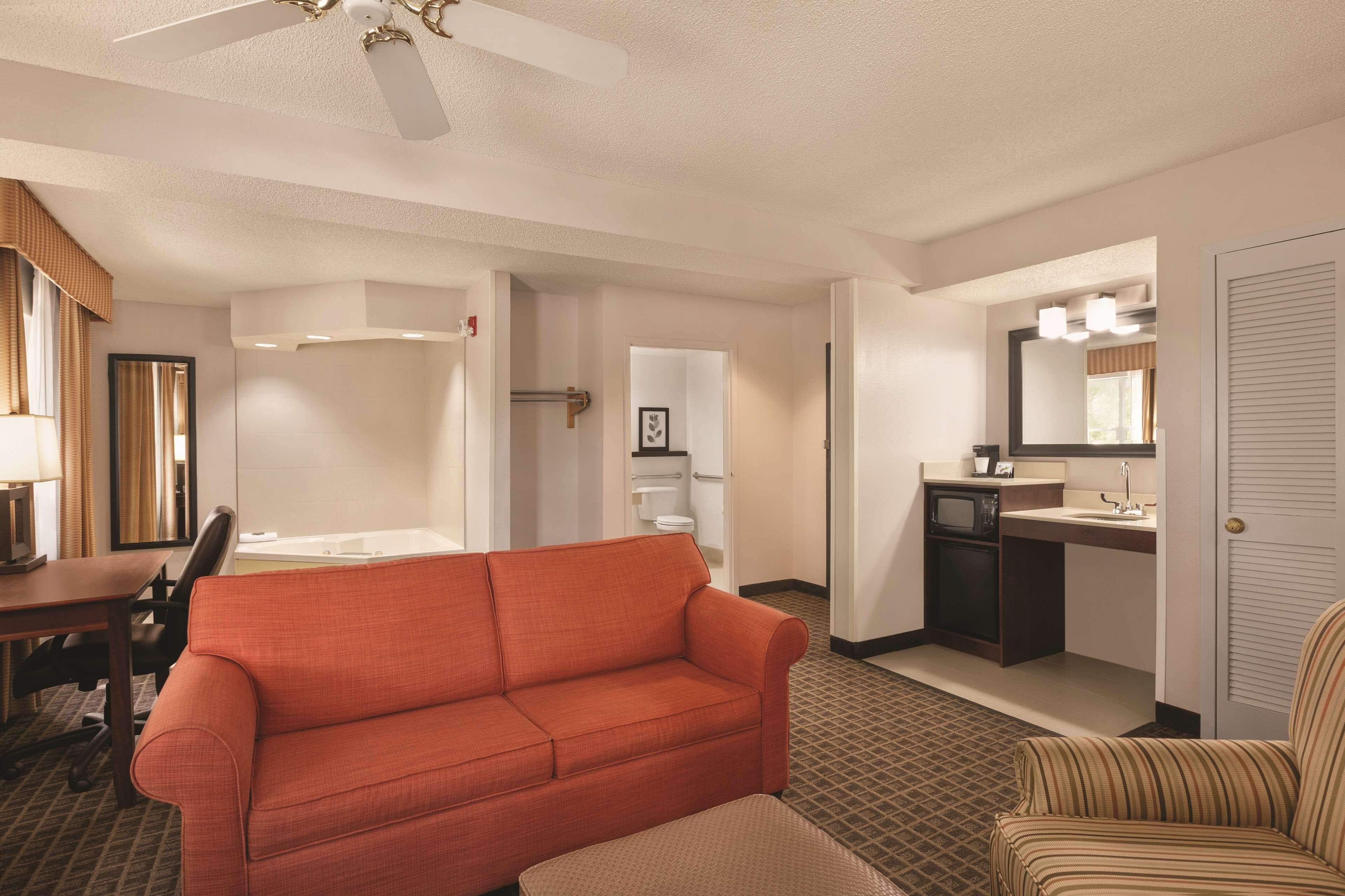 Country Inn & Suites by Radisson, Lawrenceville near Northside Hospital Gwinnett — 28