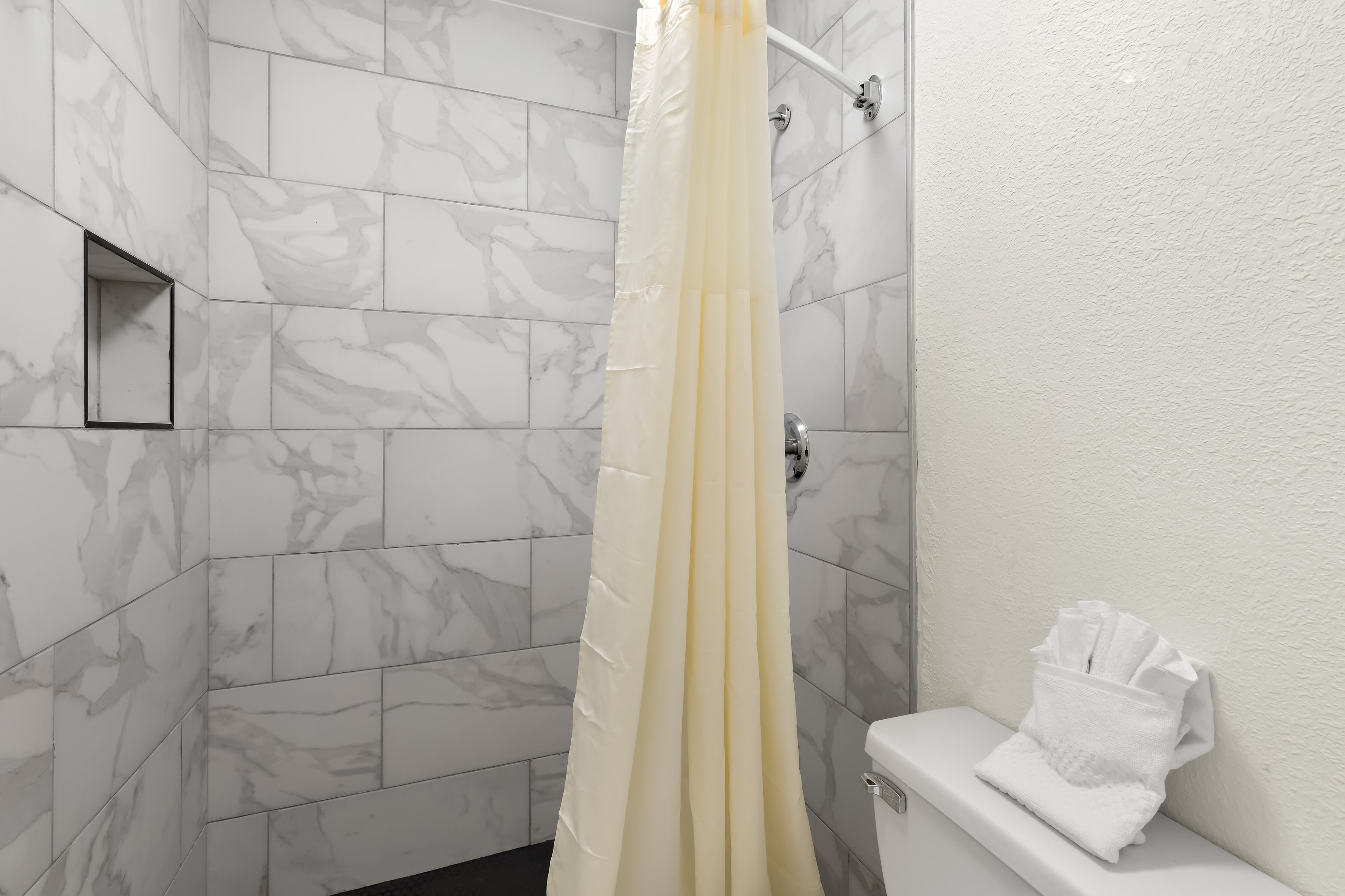 Clarion Pointe Kennesaw Town Center — 24