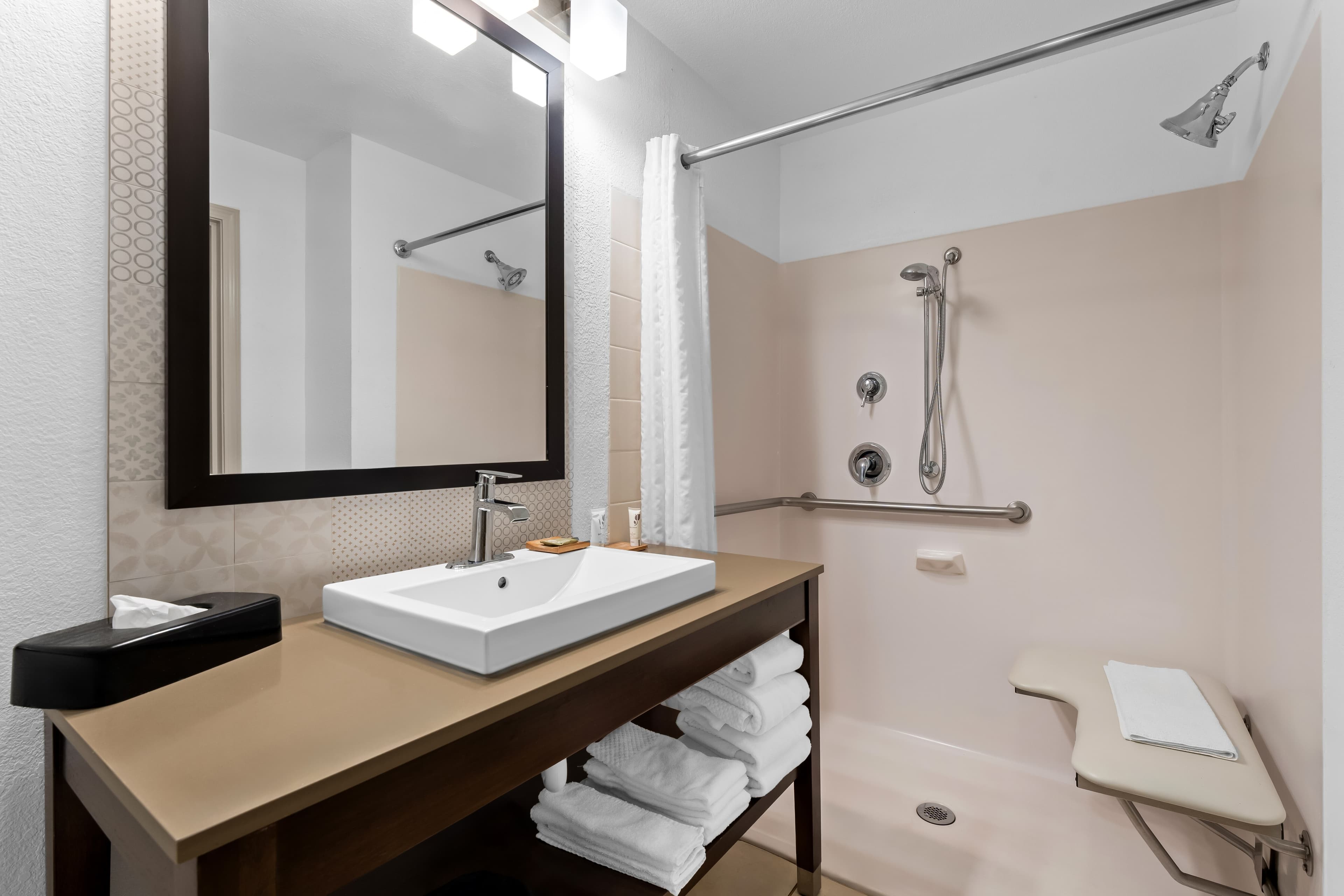 Country Inn & Suites by Radisson, Macon North, GA — 24