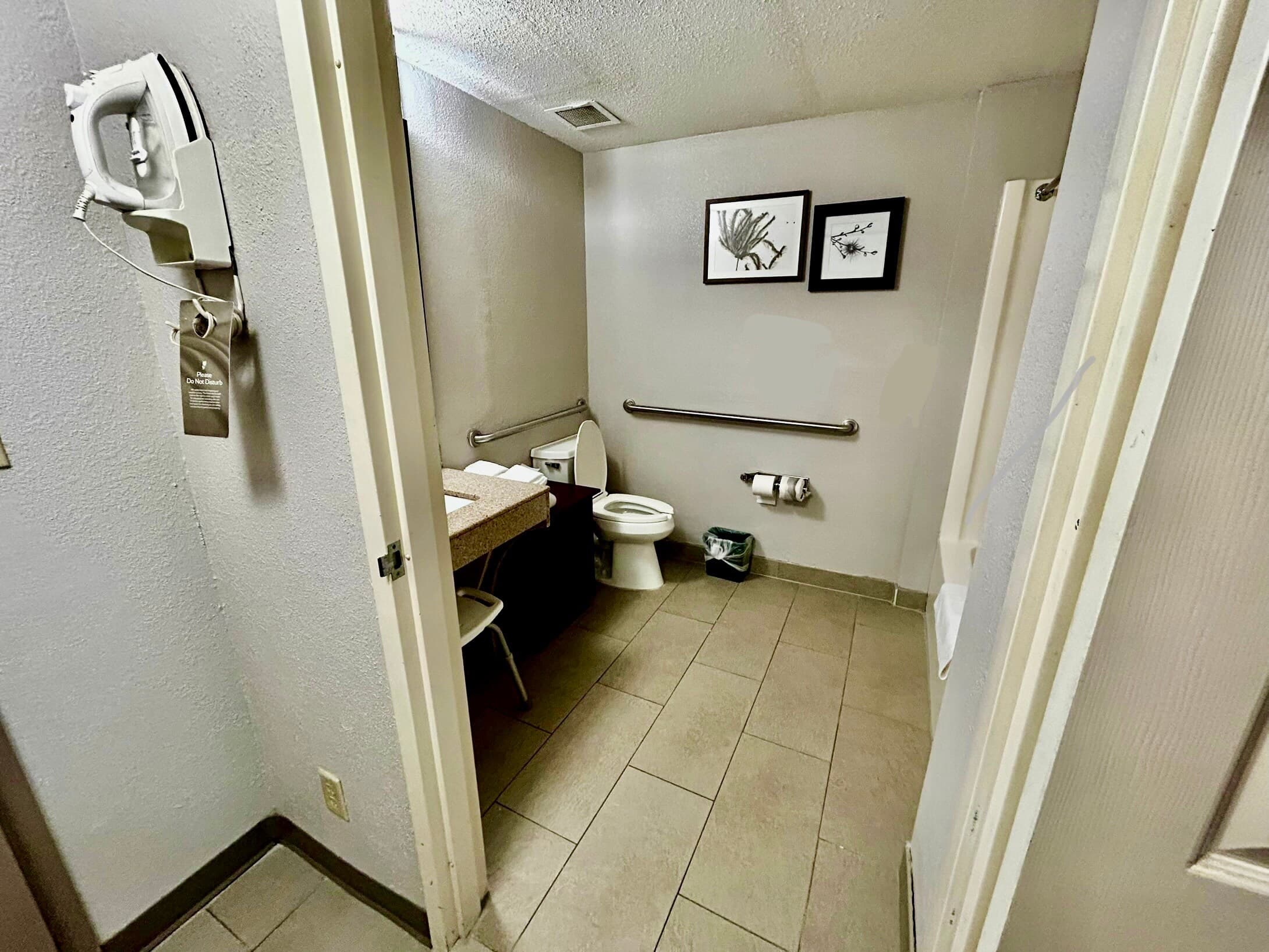 Country Inn & Suites by Radisson, Columbus, GA — 14