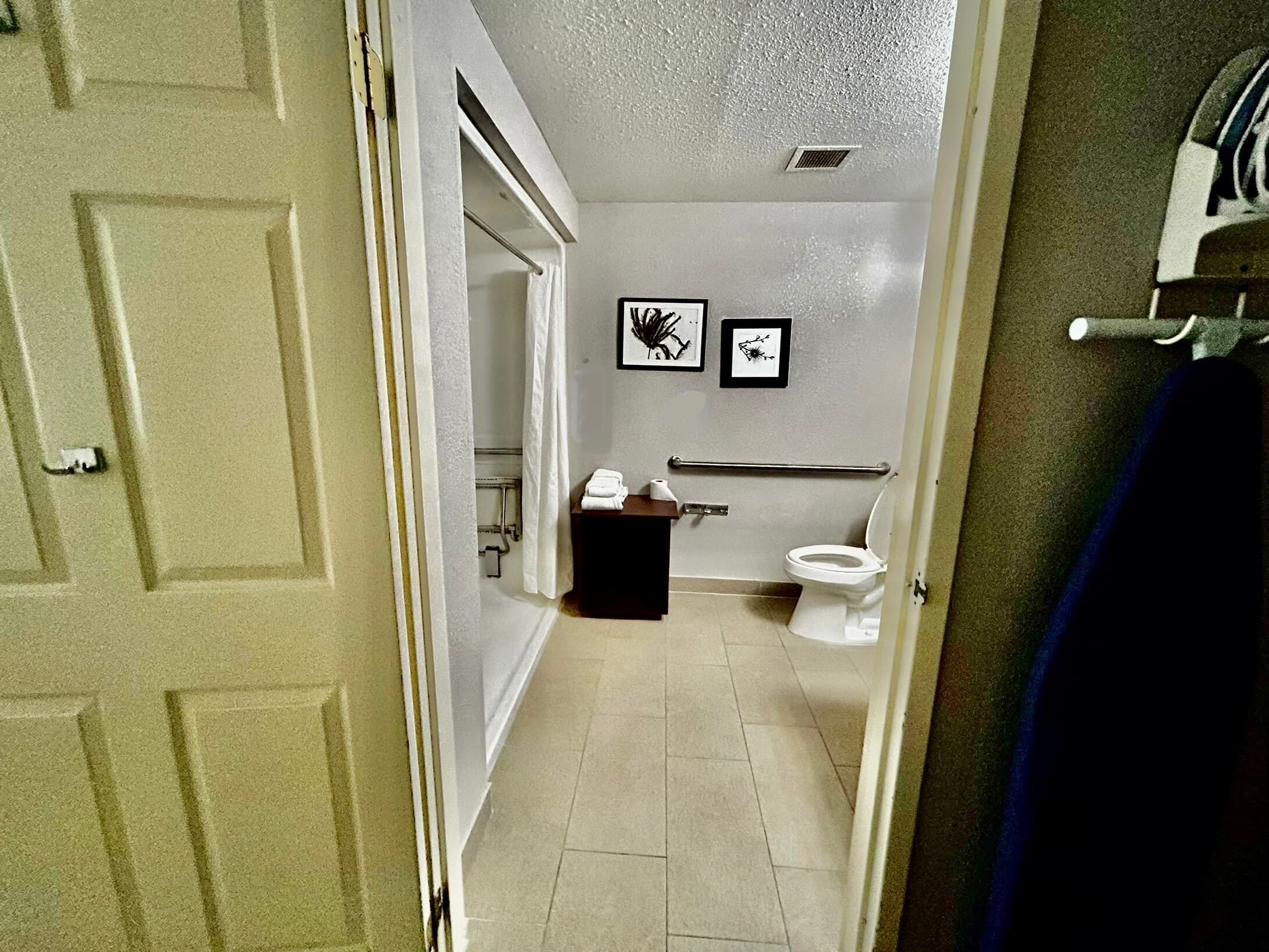 Country Inn & Suites by Radisson, Columbus, GA — 18