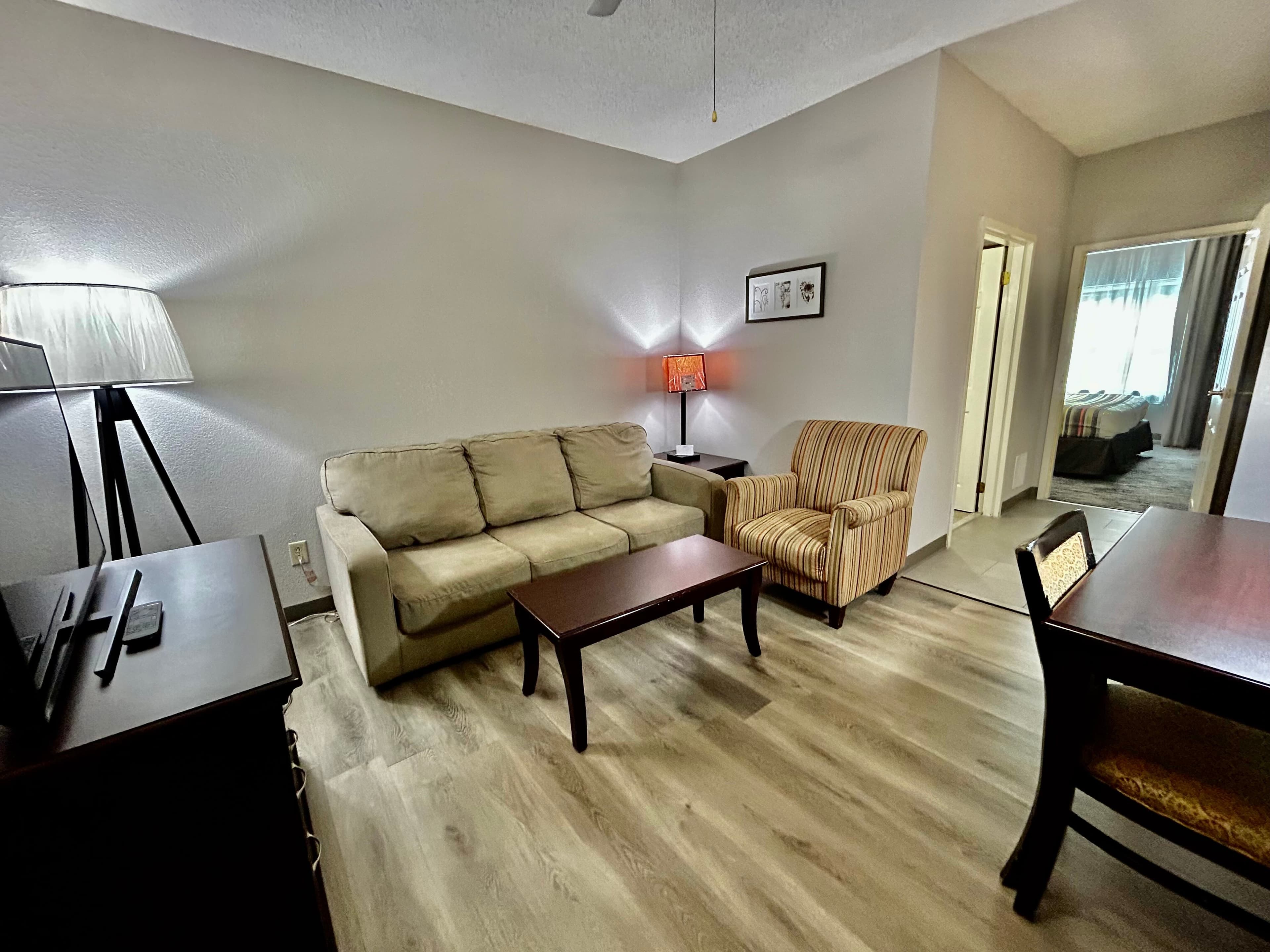 Country Inn & Suites by Radisson, Columbus, GA — 23