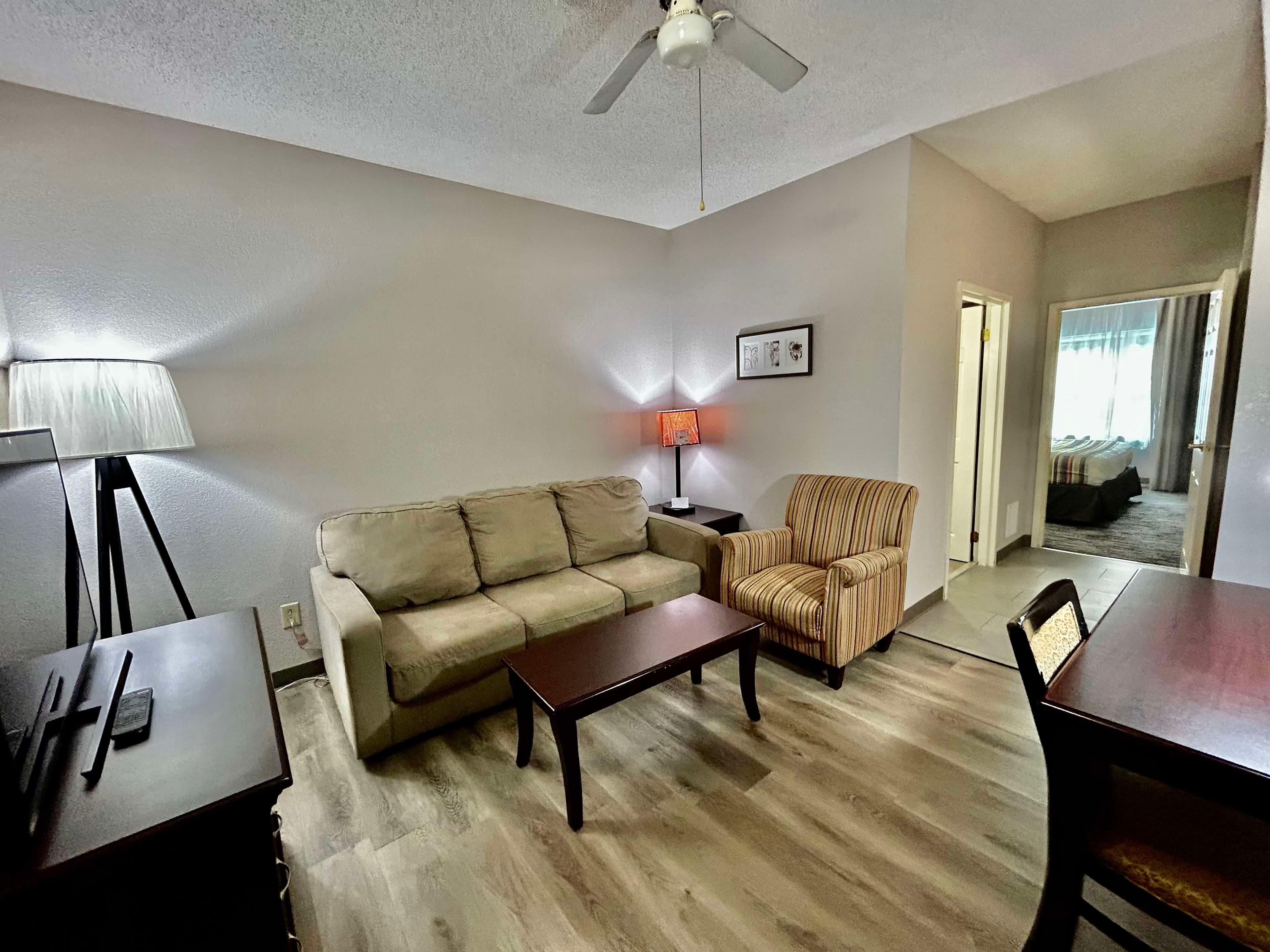 Country Inn & Suites by Radisson, Columbus, GA — 26