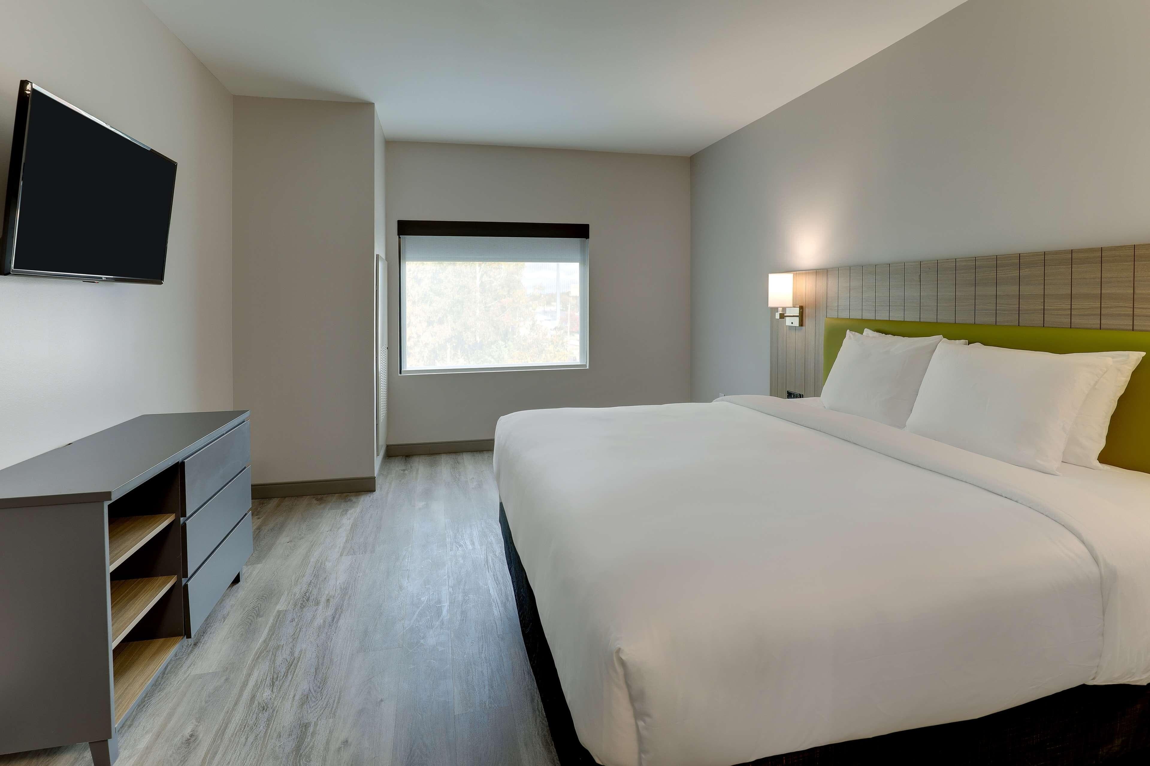 Country Inn & Suites by Radisson, Cumming near Northside Hospital Forsyth — 15