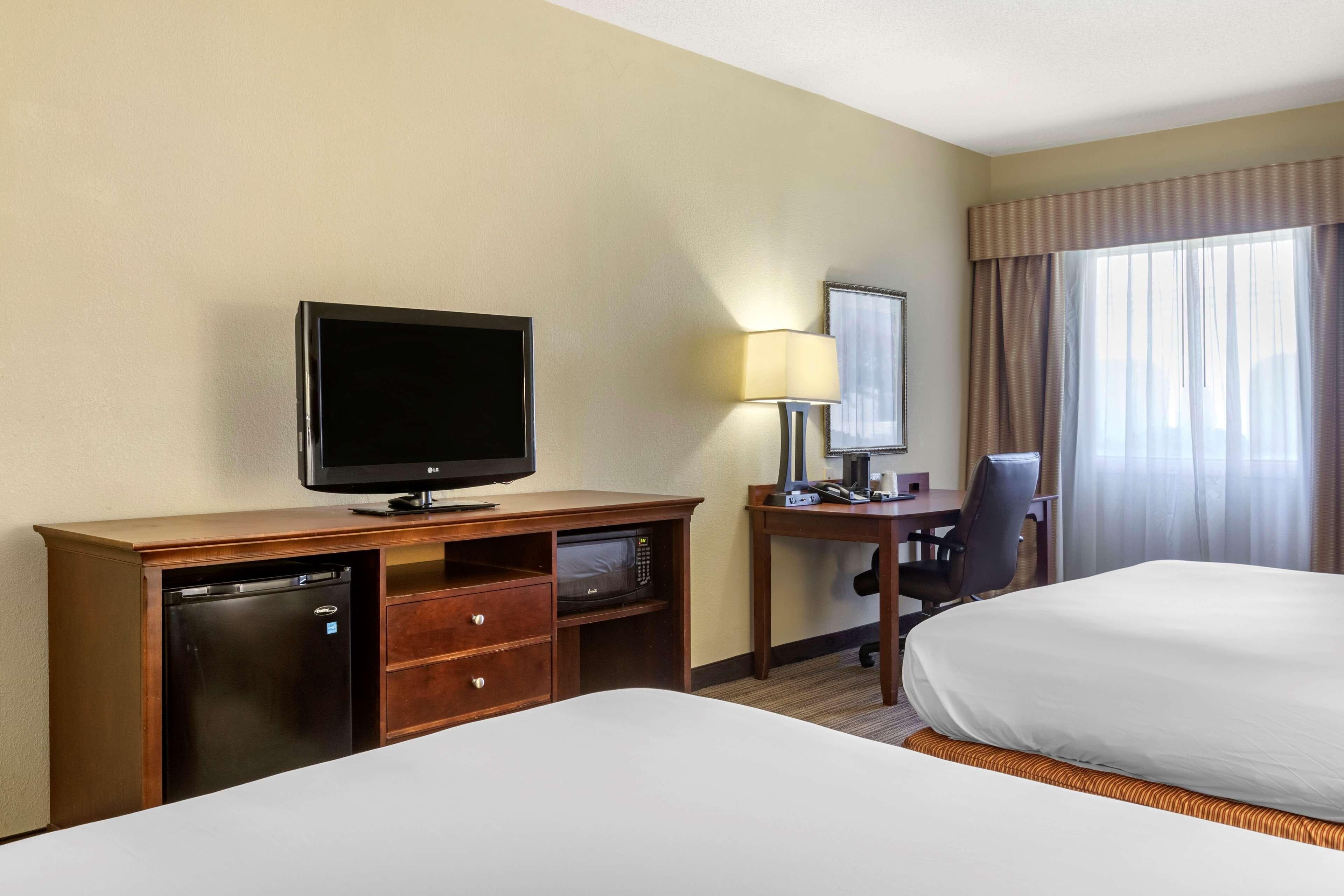 Country Inn & Suites by Radisson, Atlanta Downtown — 8