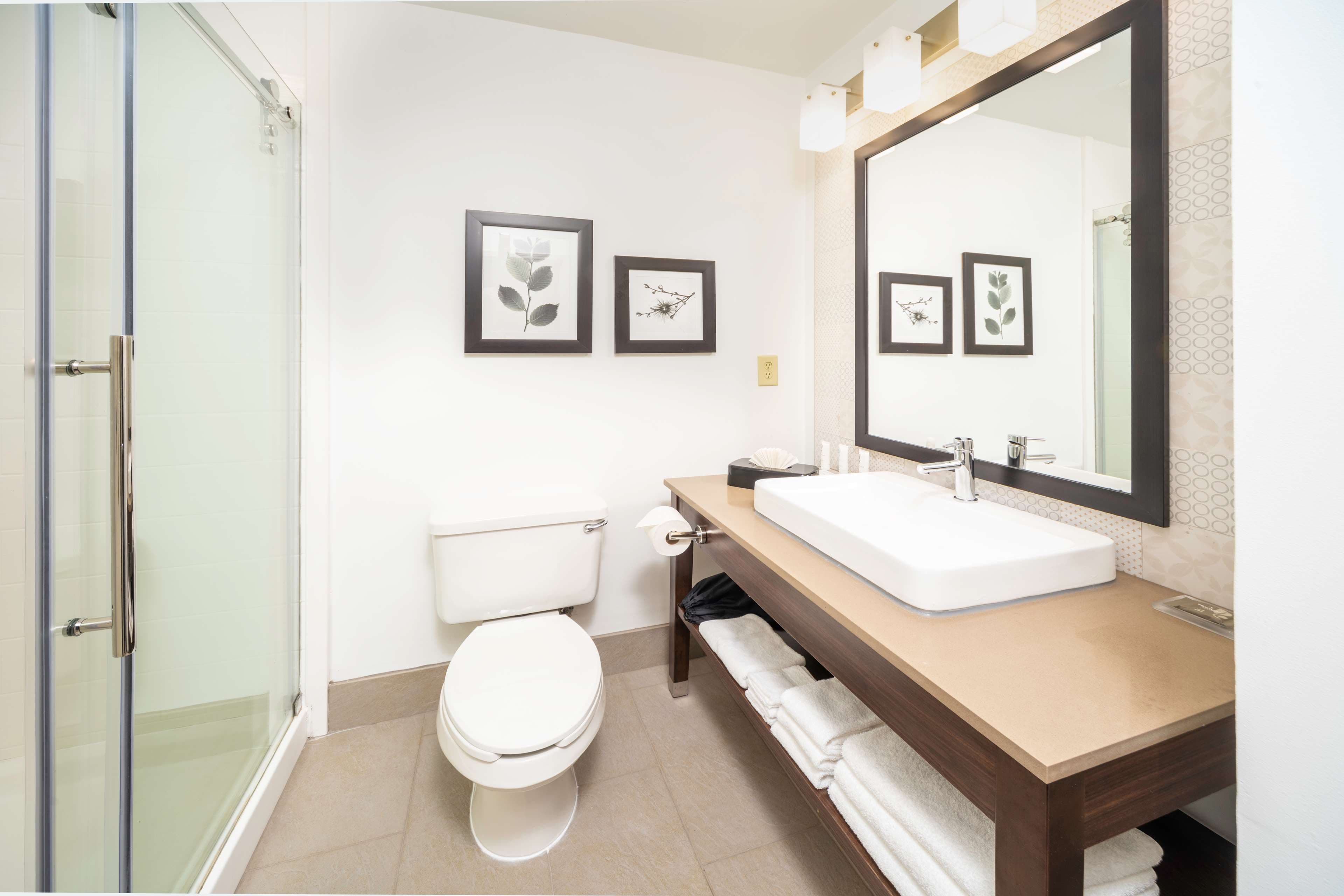 Country Inn & Suites by Radisson, Stone Mountain, GA — 4