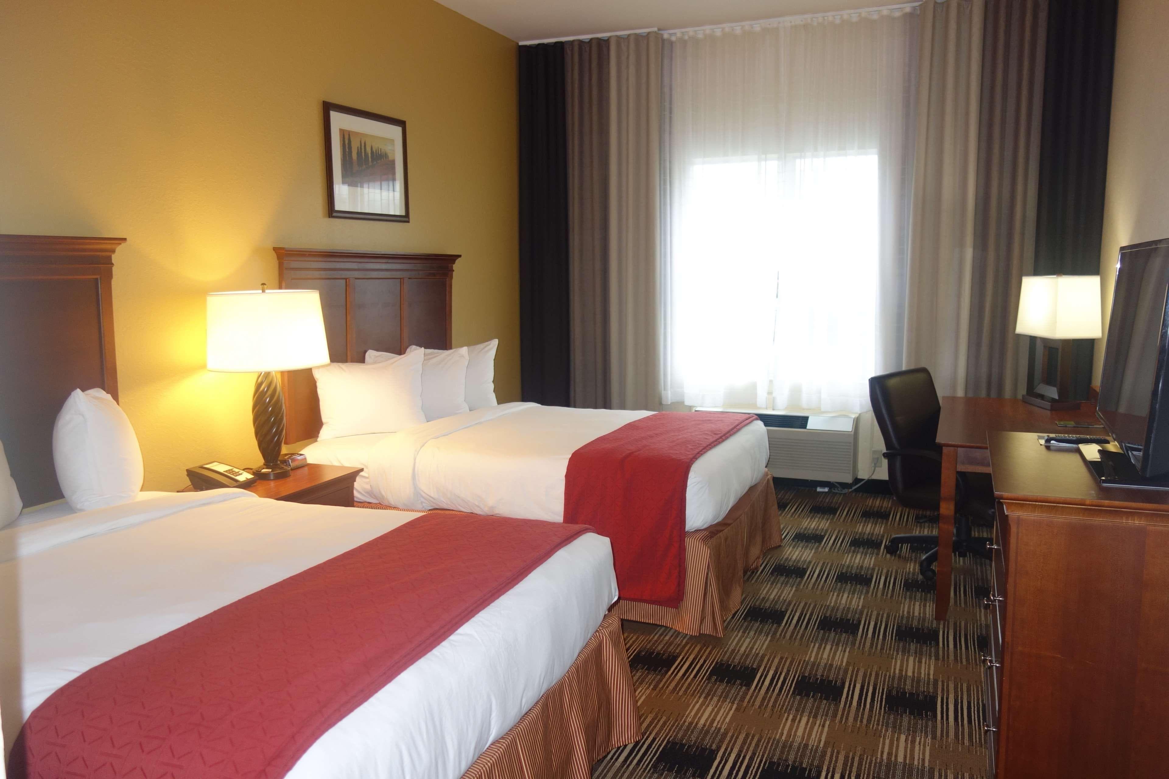 Country Inn & Suites by Radisson, Helen, GA — 7