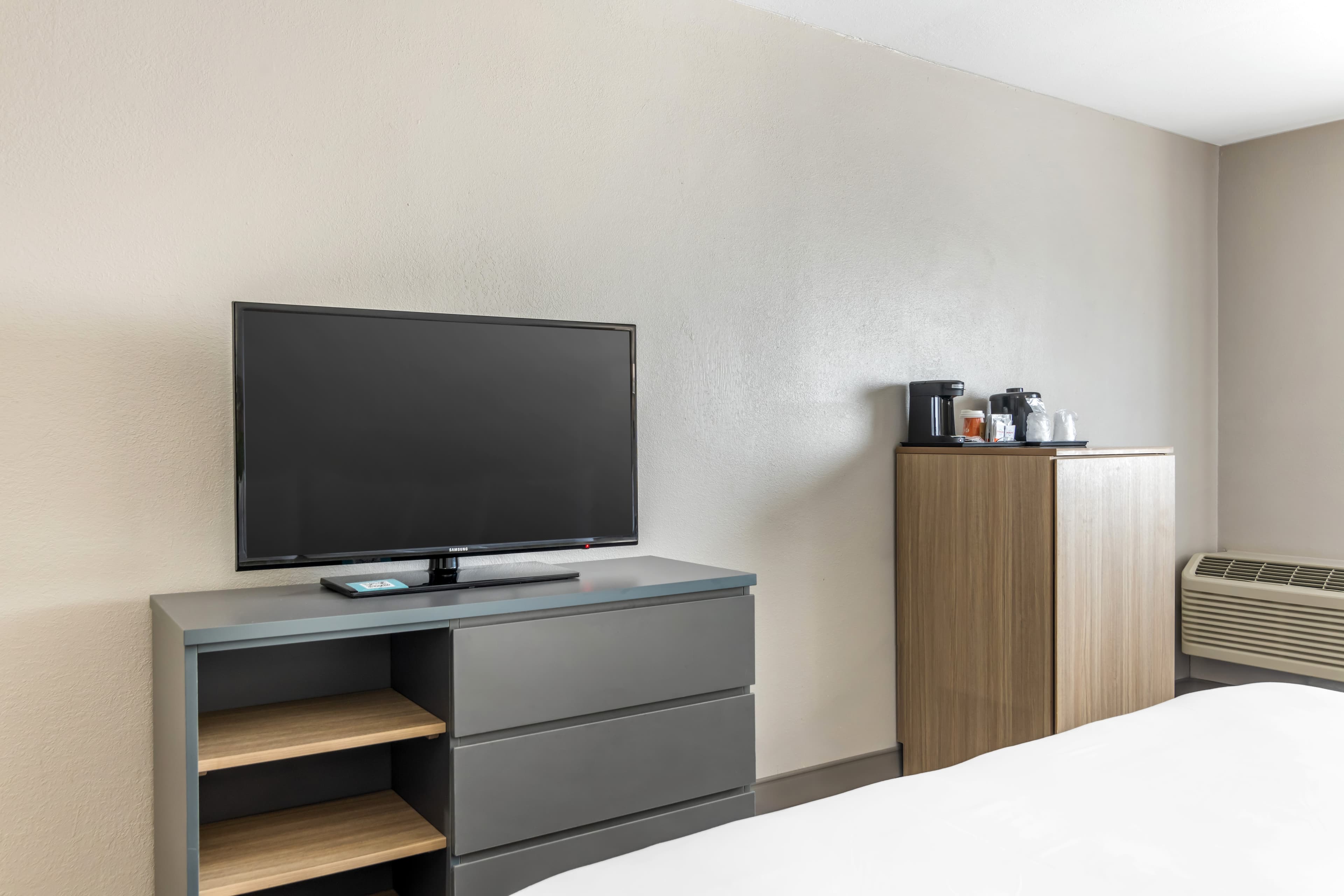 Country Inn & Suites by Radisson, Atlanta Airport South, GA — 10