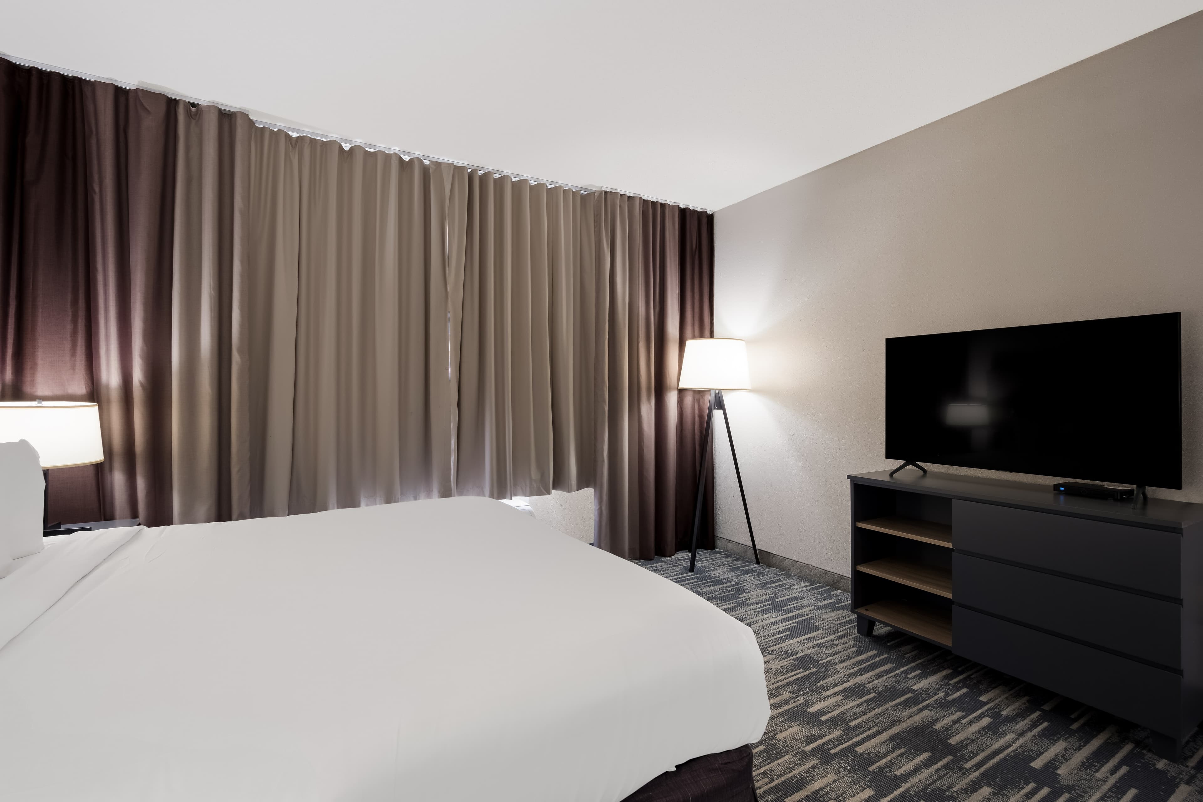 Country Inn & Suites by Radisson, Augusta at I-20, GA - Image 2