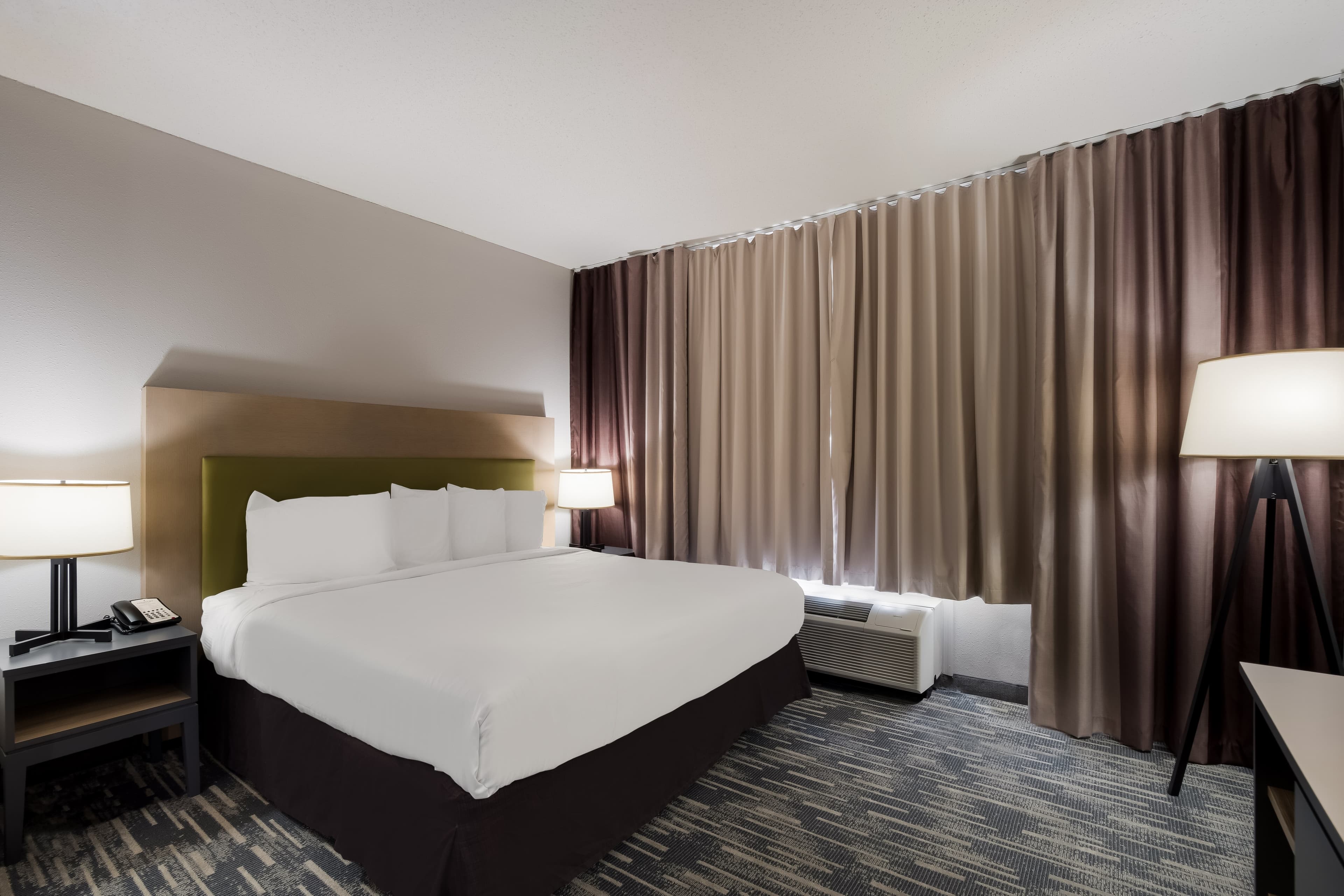 Country Inn & Suites by Radisson, Augusta at I-20, GA - Image 4