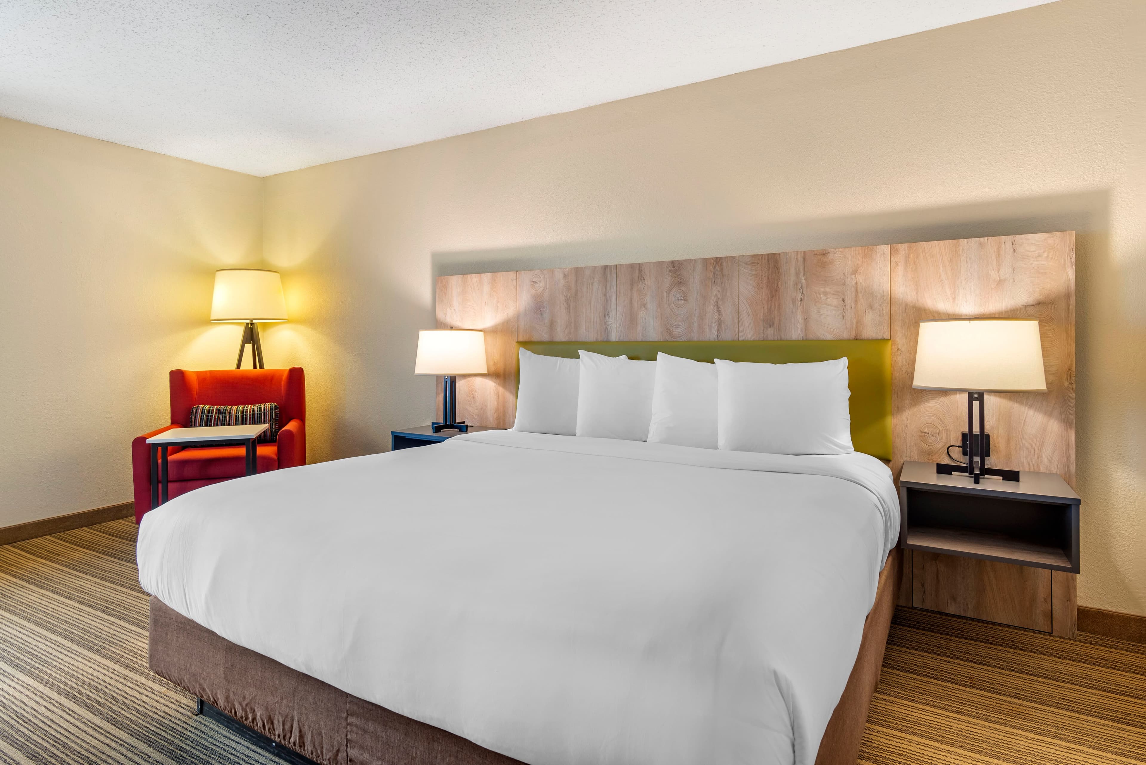 Country Inn & Suites by Radisson, Atlanta Galleria/Ballpark, GA - Image 2