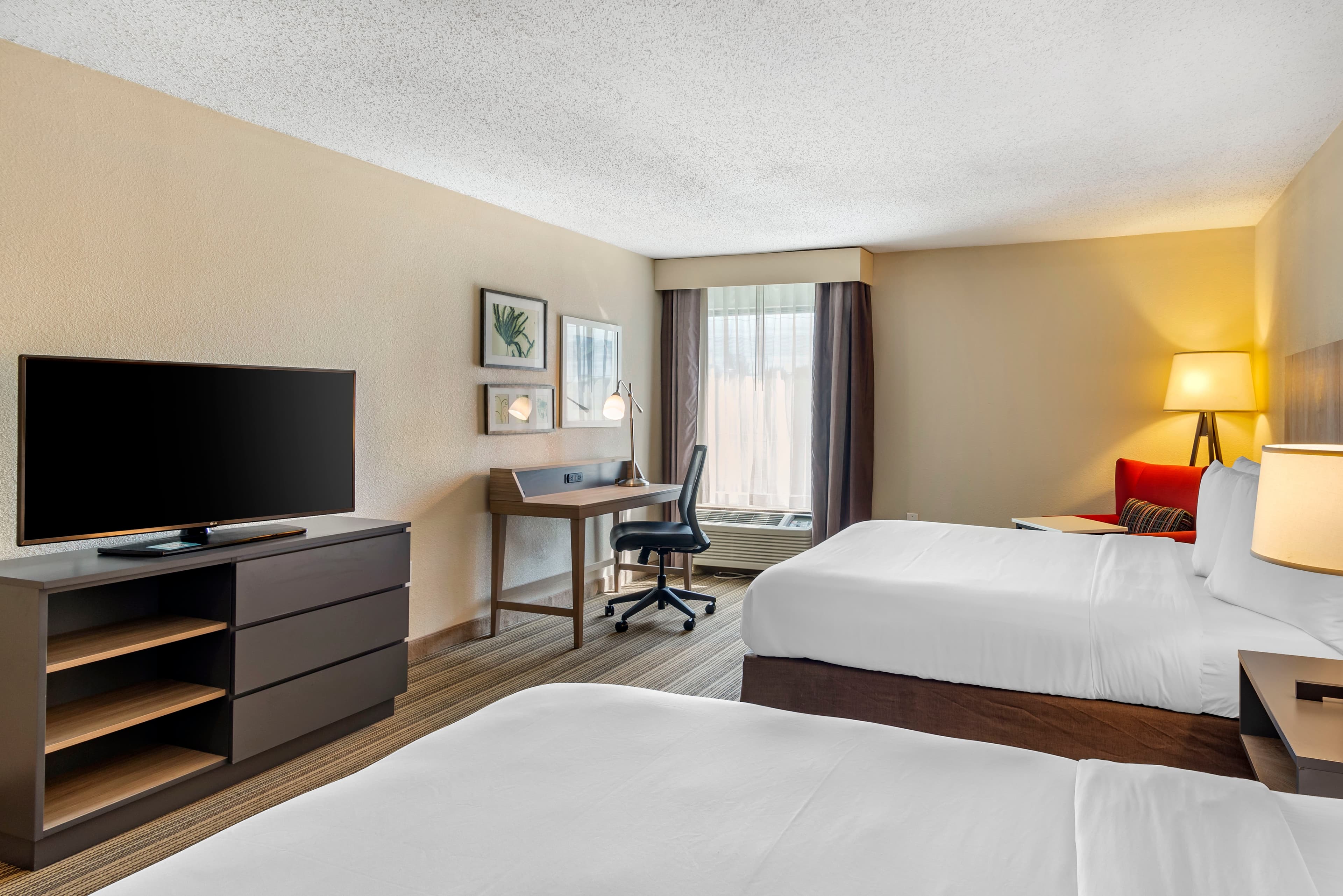 Country Inn & Suites by Radisson, Atlanta Galleria/Ballpark, GA — 17