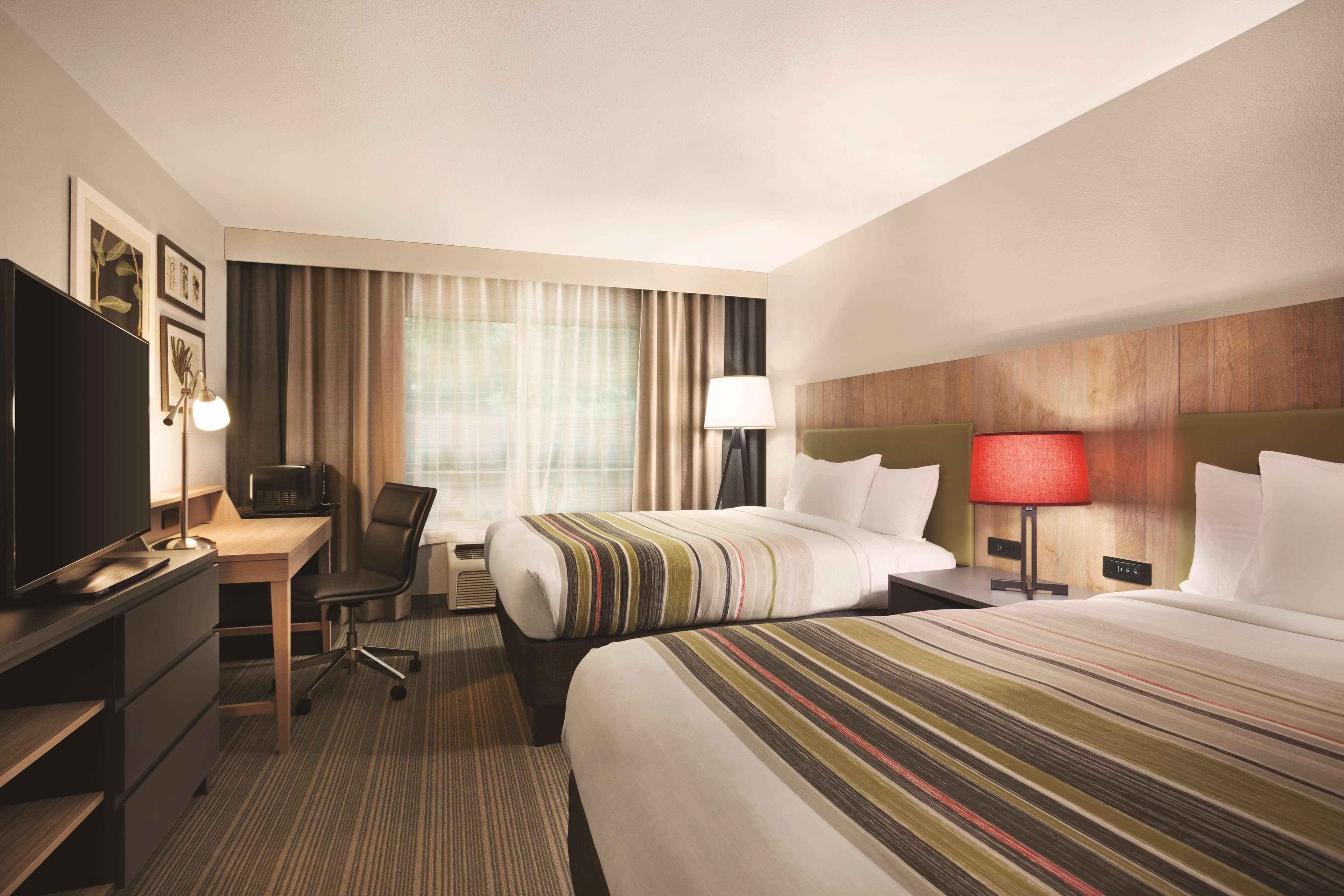 Country Inn & Suites by Radisson, Newnan, GA — 9