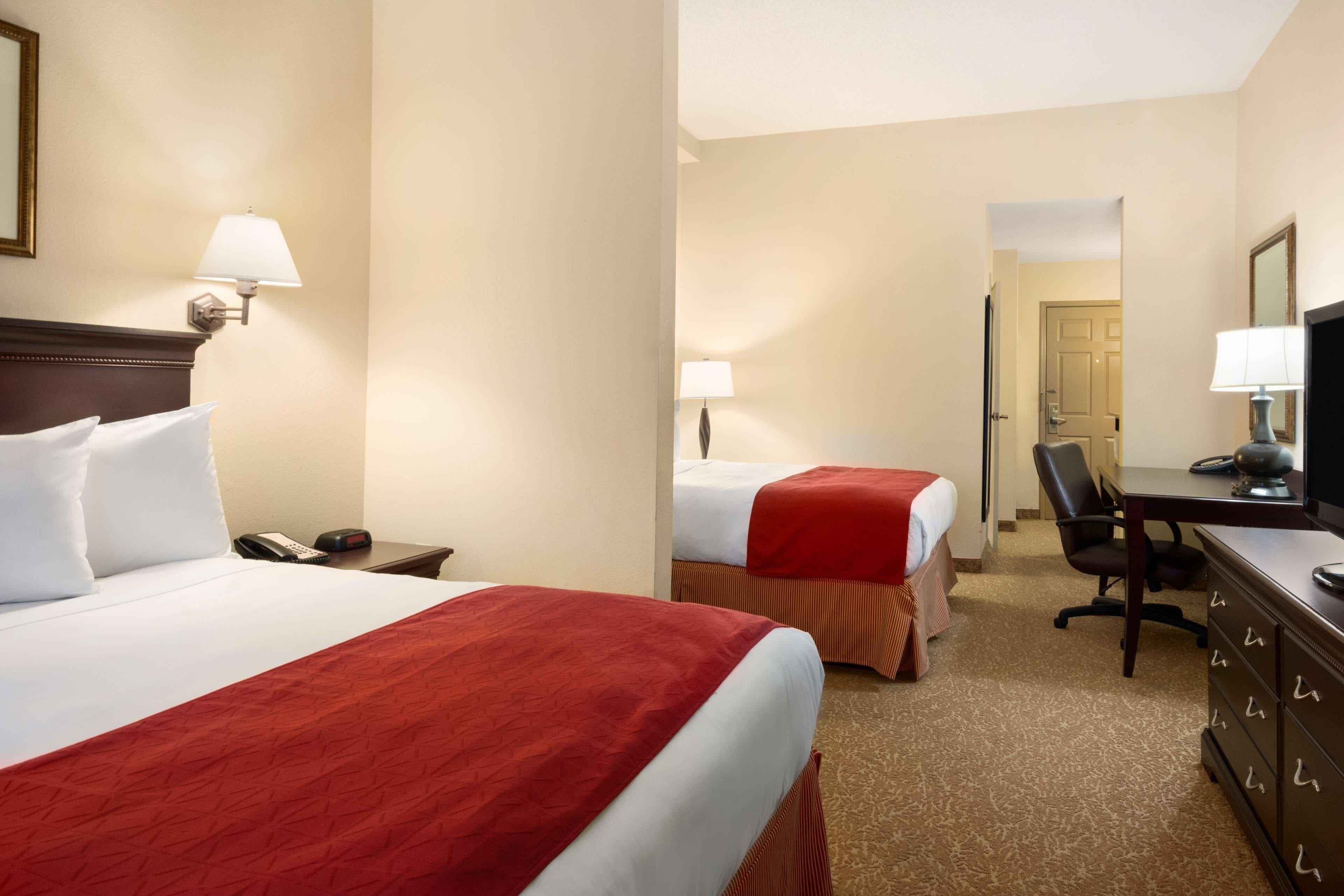 Country Inn & Suites by Radisson, Norcross, GA — 8