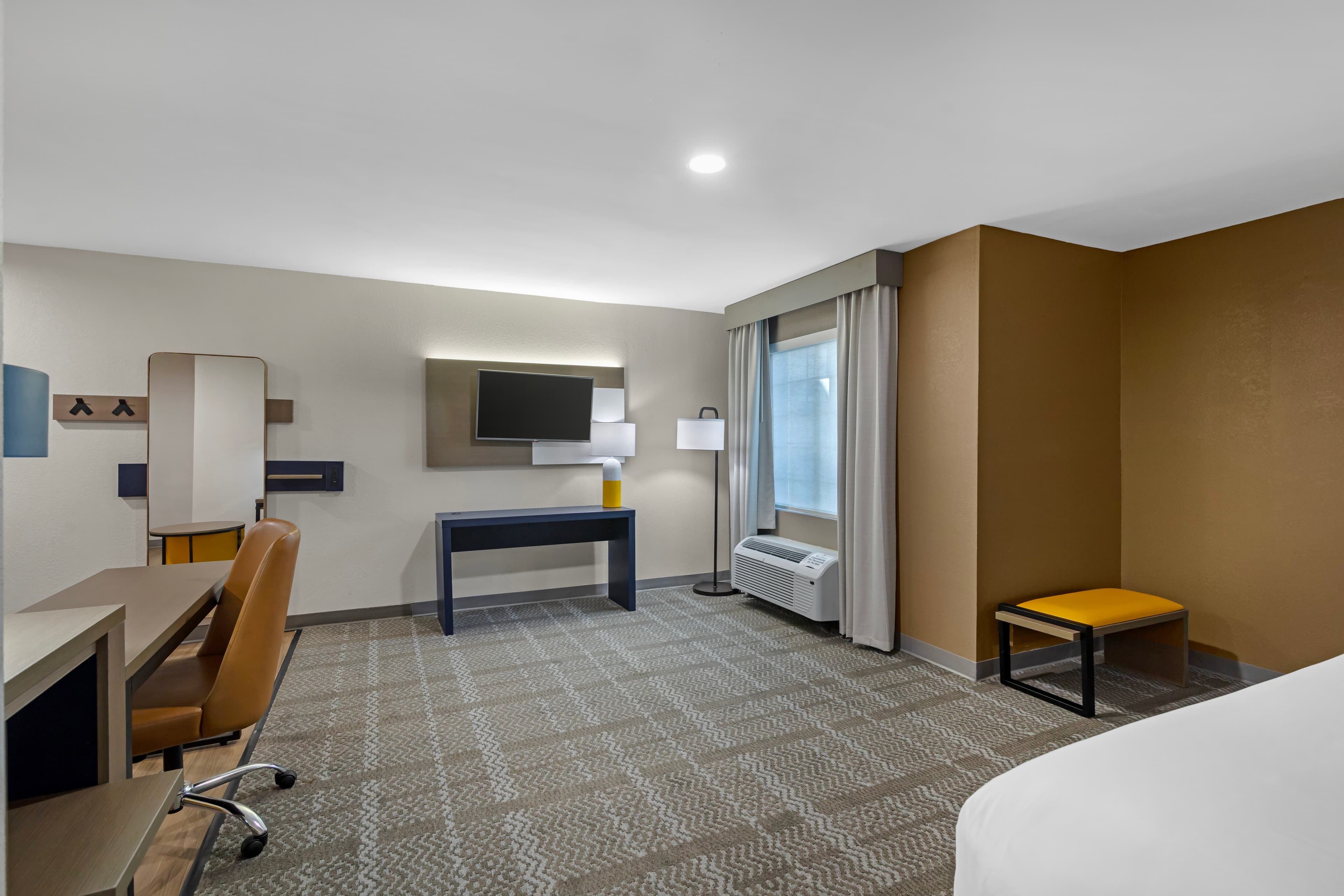 Comfort Inn & Suites Savannah Airport — 15