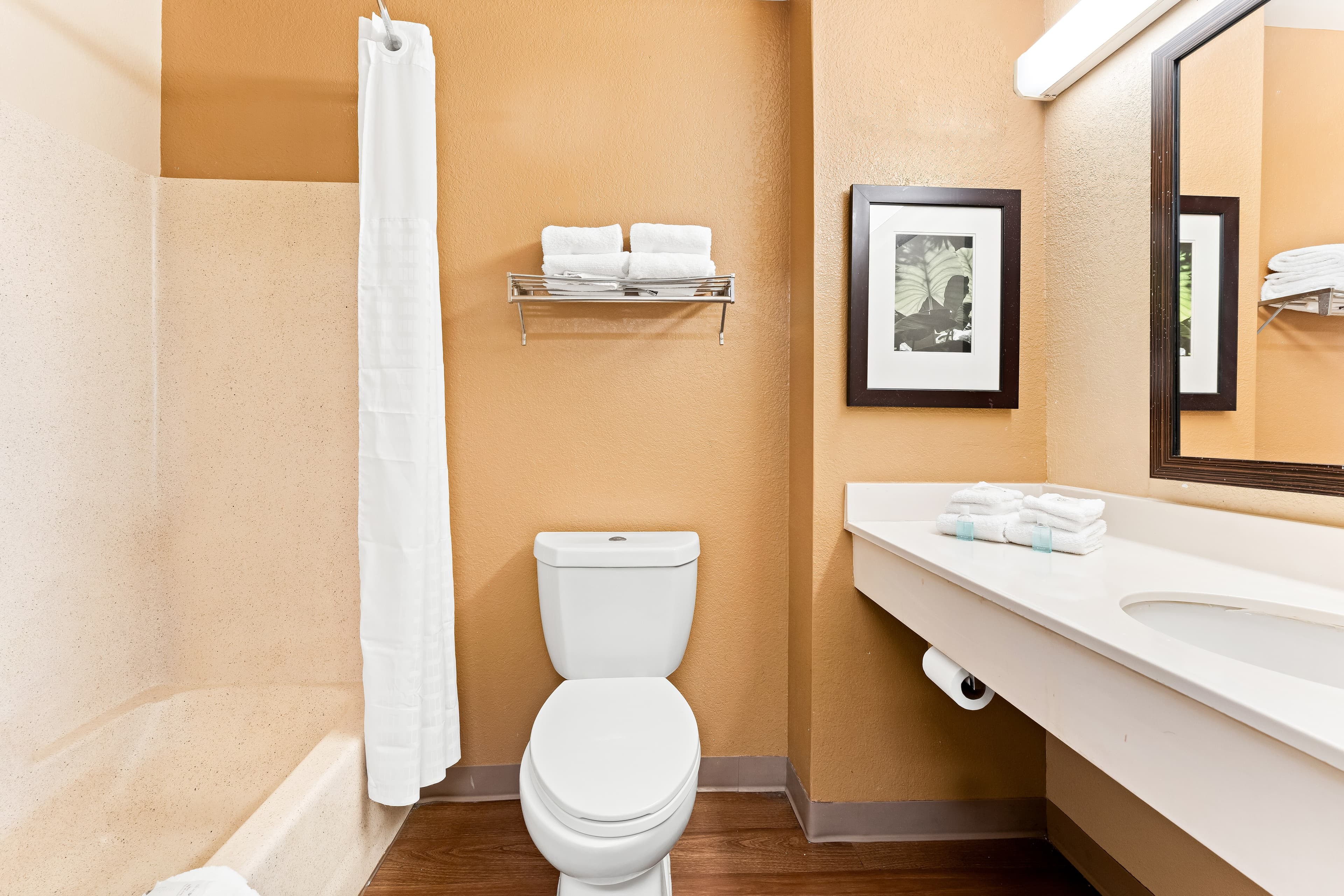 Suburban Studios Columbus Fort Benning Area - Image 5