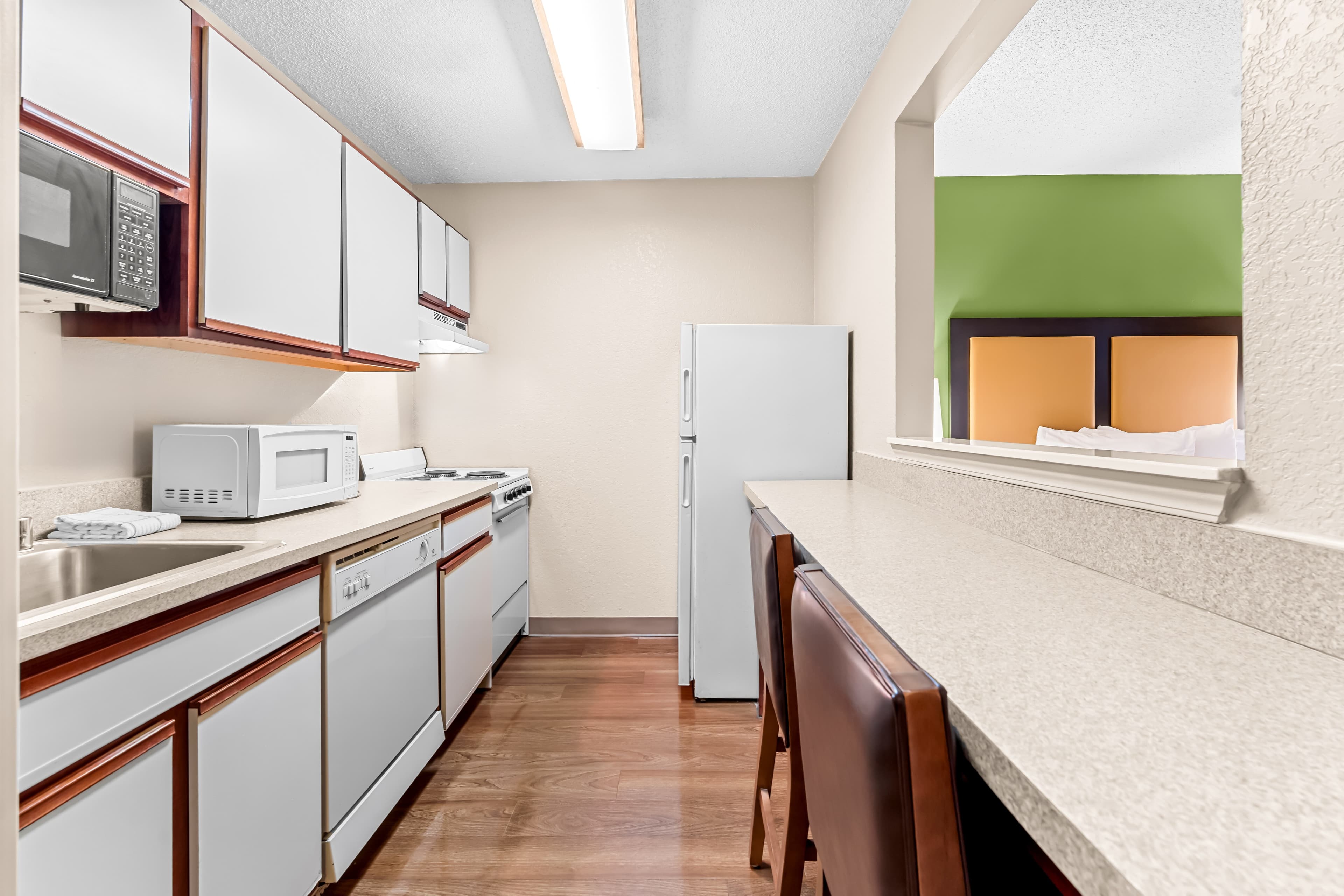 Suburban Studios Macon North - Image 1