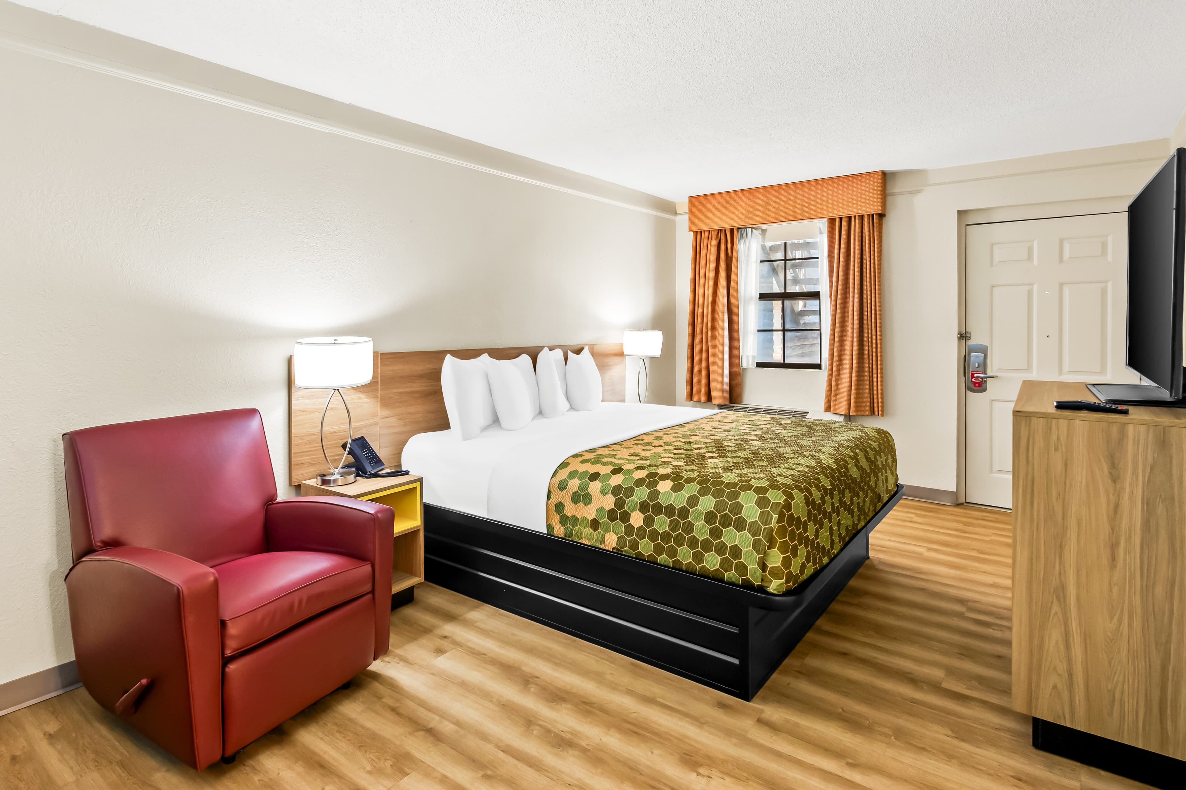 Econo Lodge Augusta North - Washington Road — 12