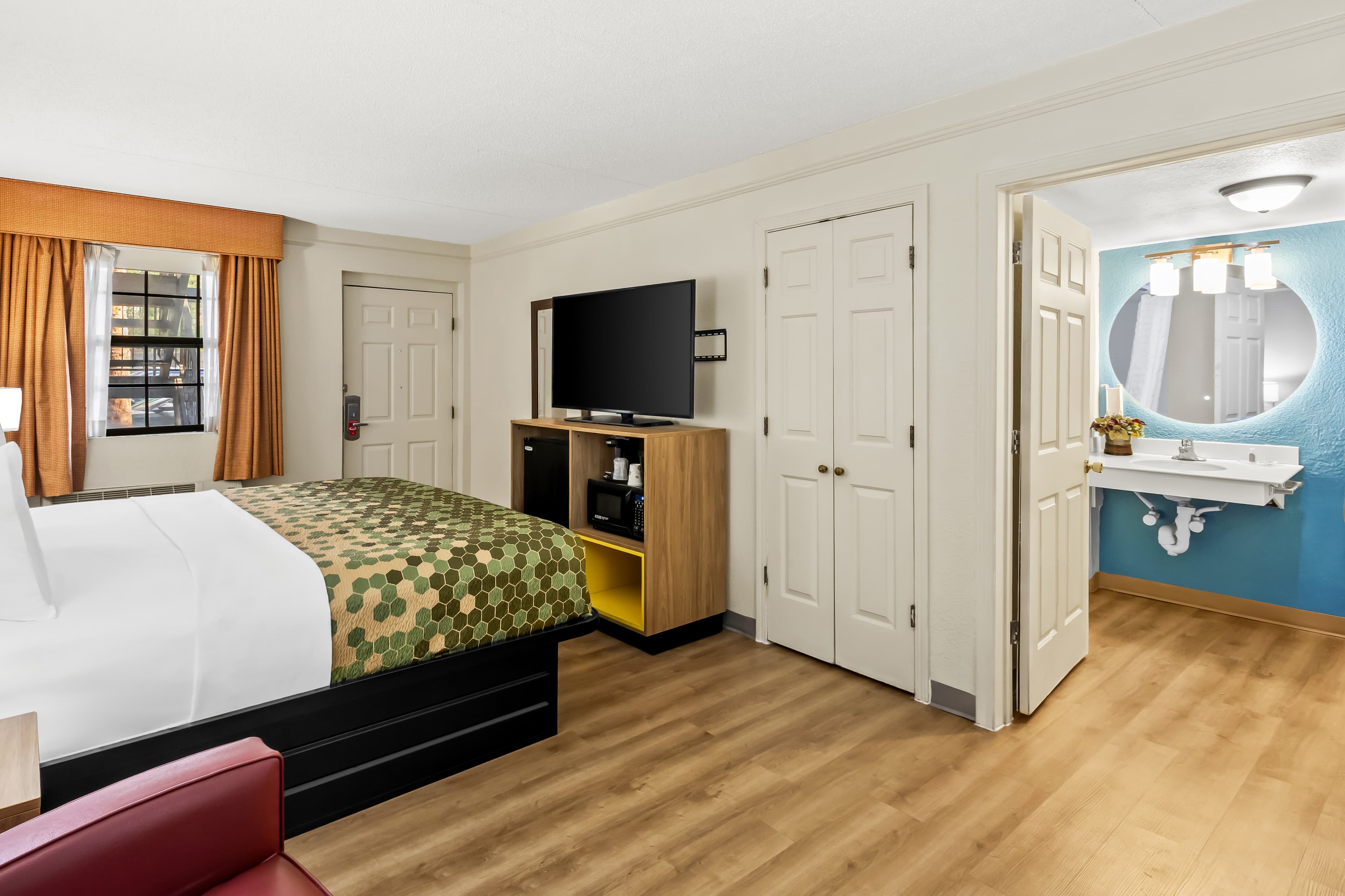 Econo Lodge Augusta North - Washington Road — 13