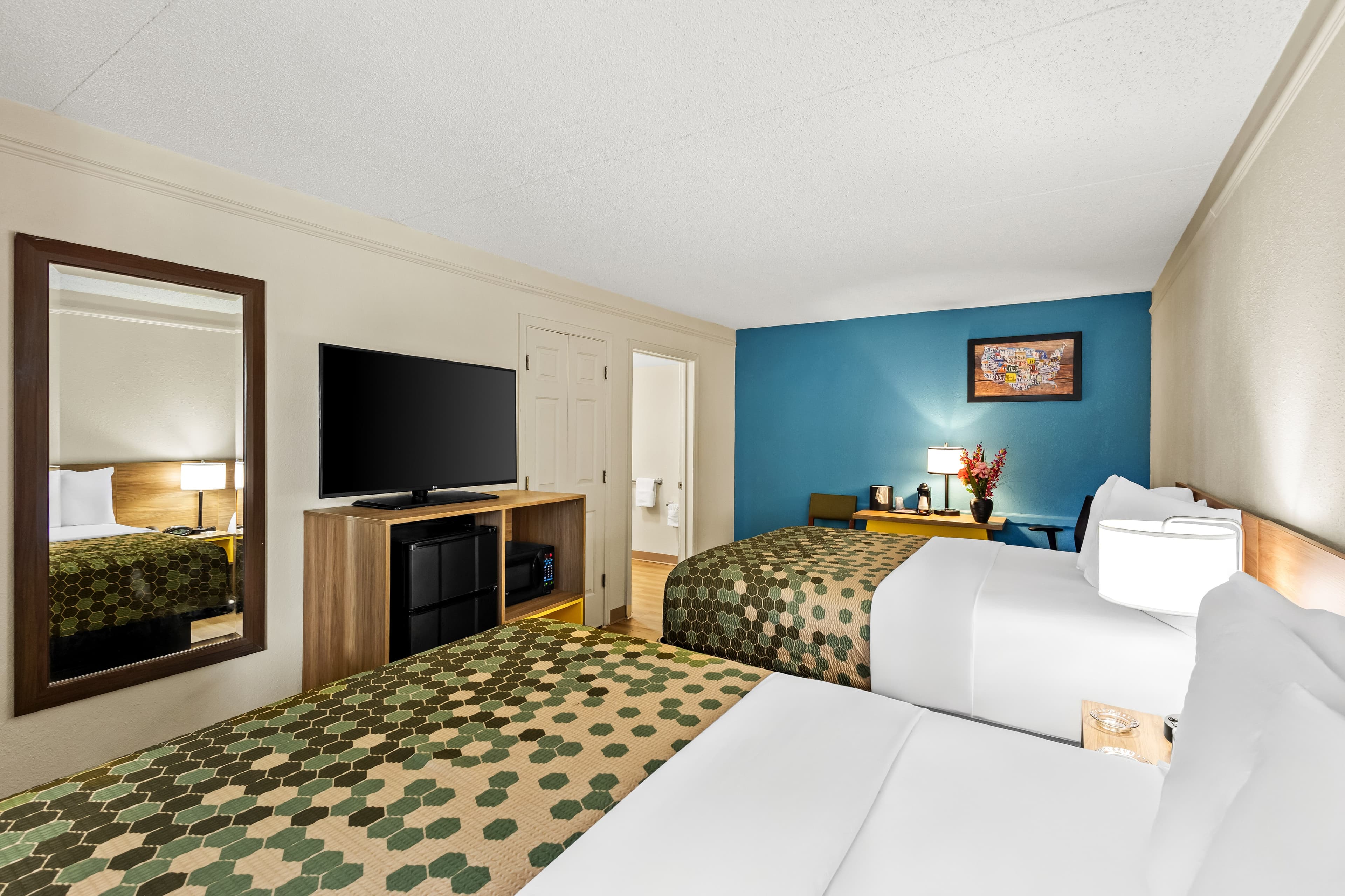 Econo Lodge Augusta North - Washington Road - Image 3