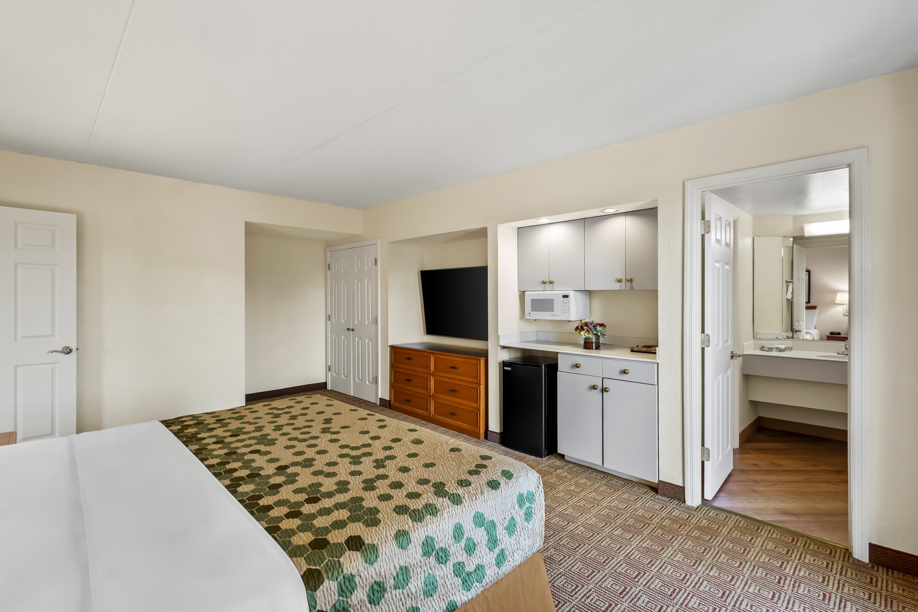 Econo Lodge Augusta North - Washington Road — 30