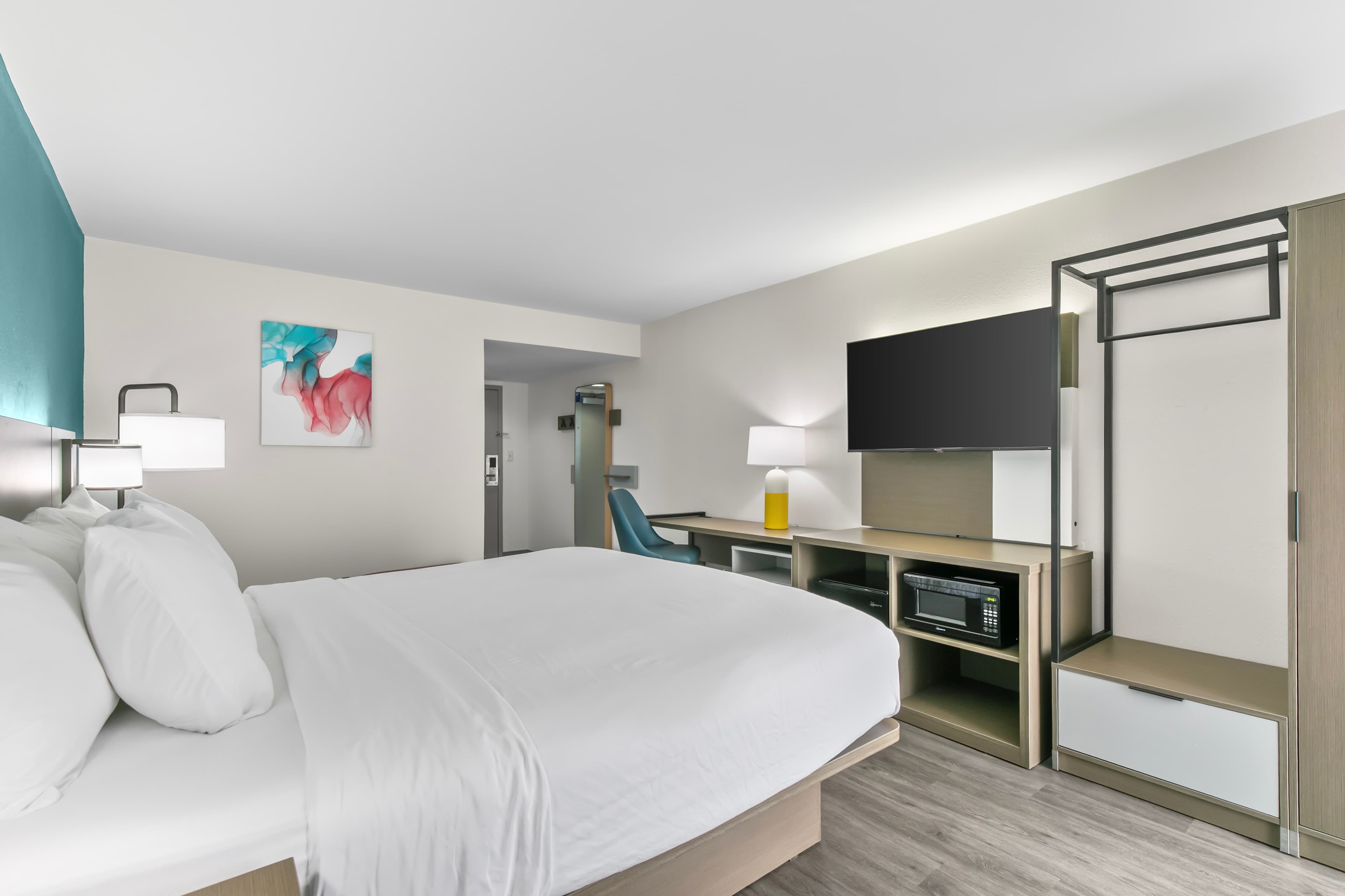 Comfort Inn & Suites — 12