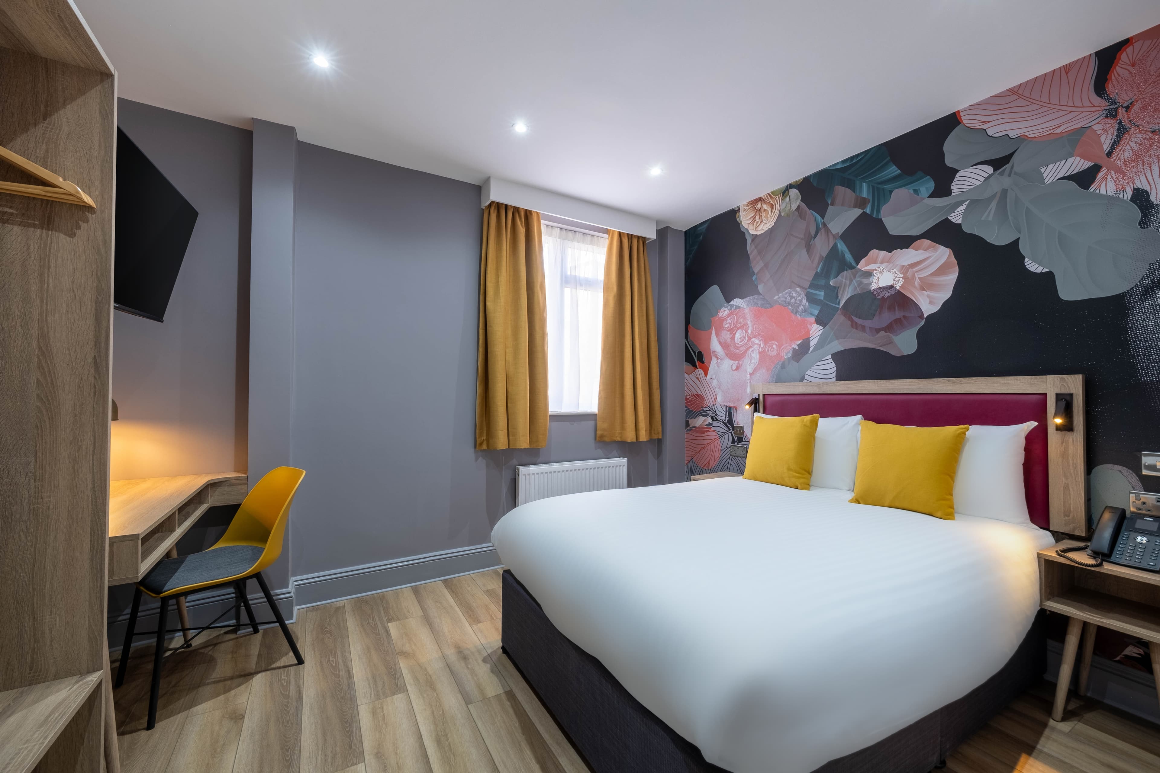 Comfort Inn Edgware Road W2 - Image 1