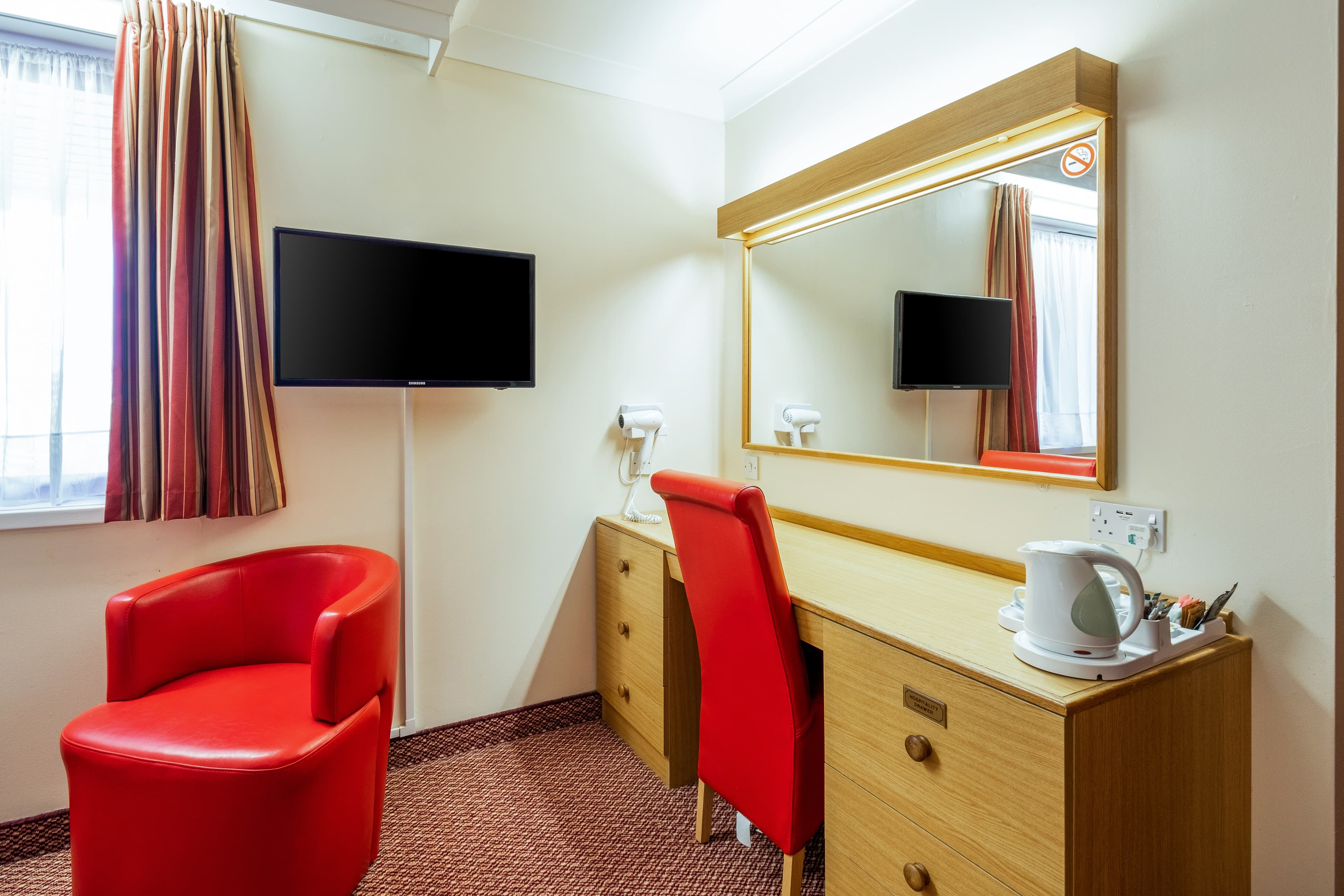 Comfort Inn Arundel - Image 3