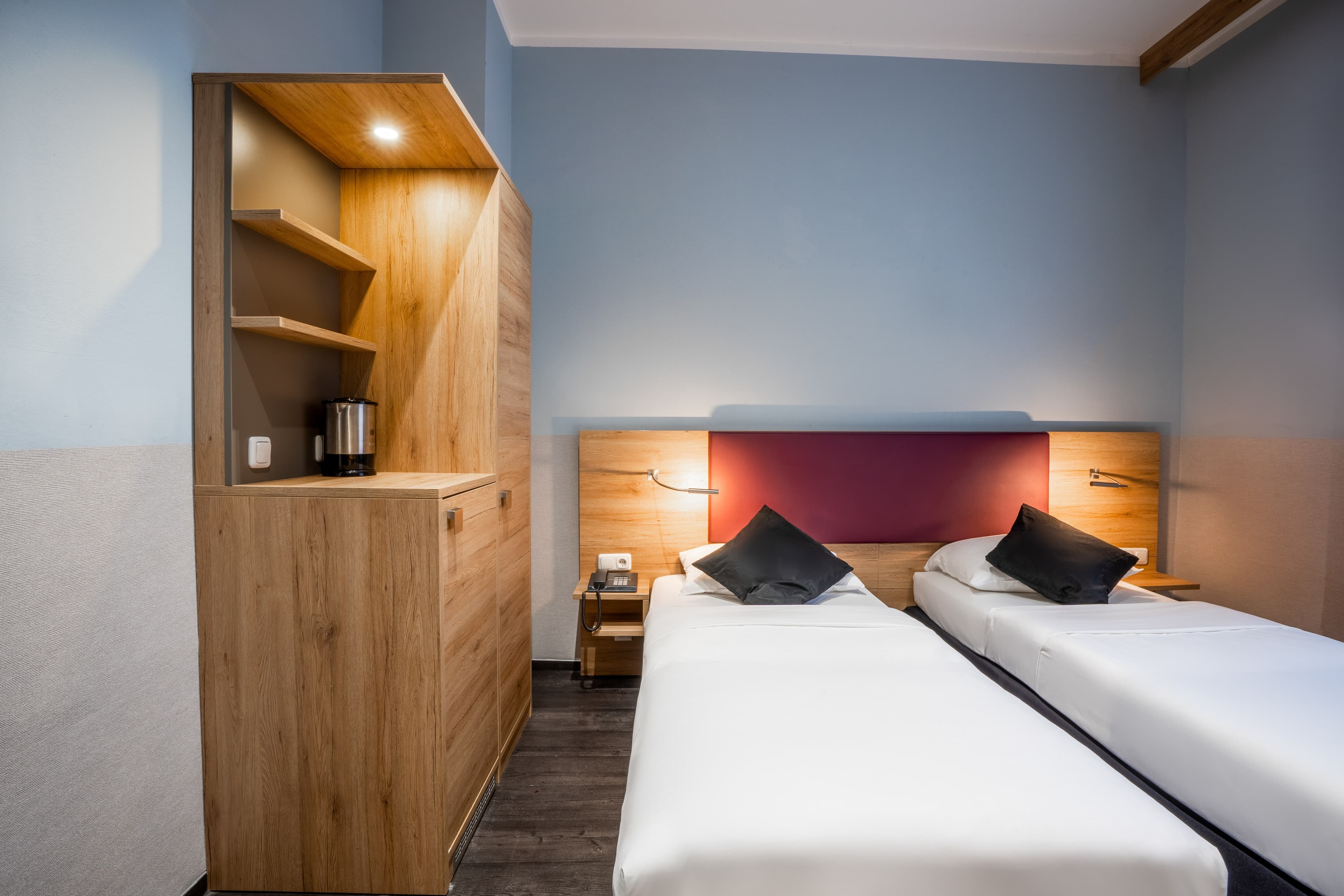 Comfort Hotel Frankfurt Central Station — 22