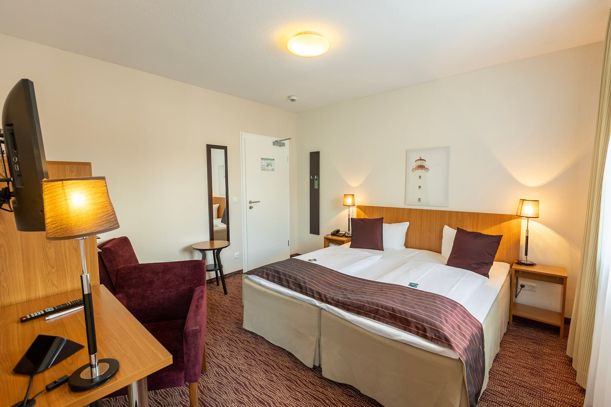 Comfort Hotel tom Kyle - Image 1