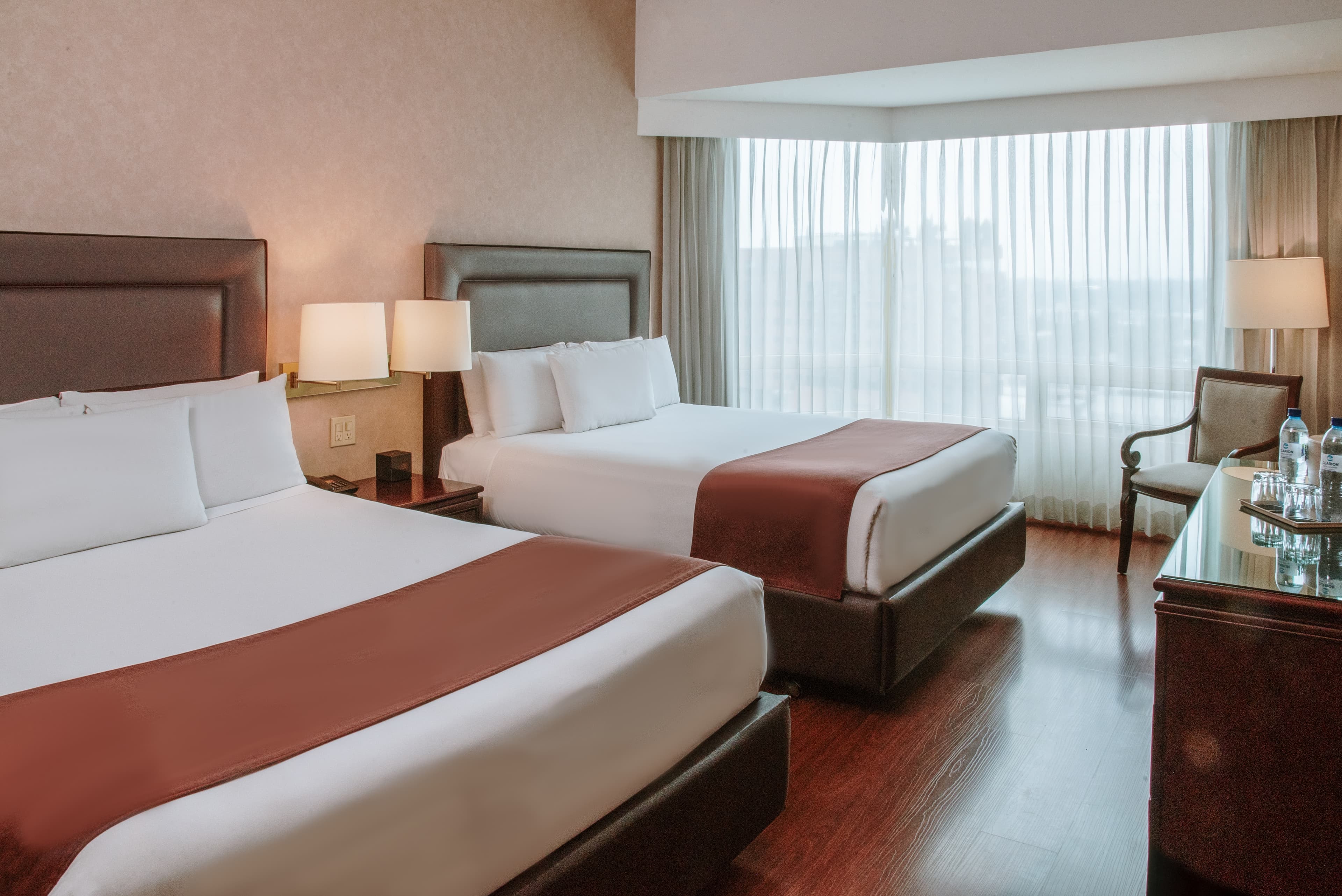 Clarion Suites Guatemala City - Image 2