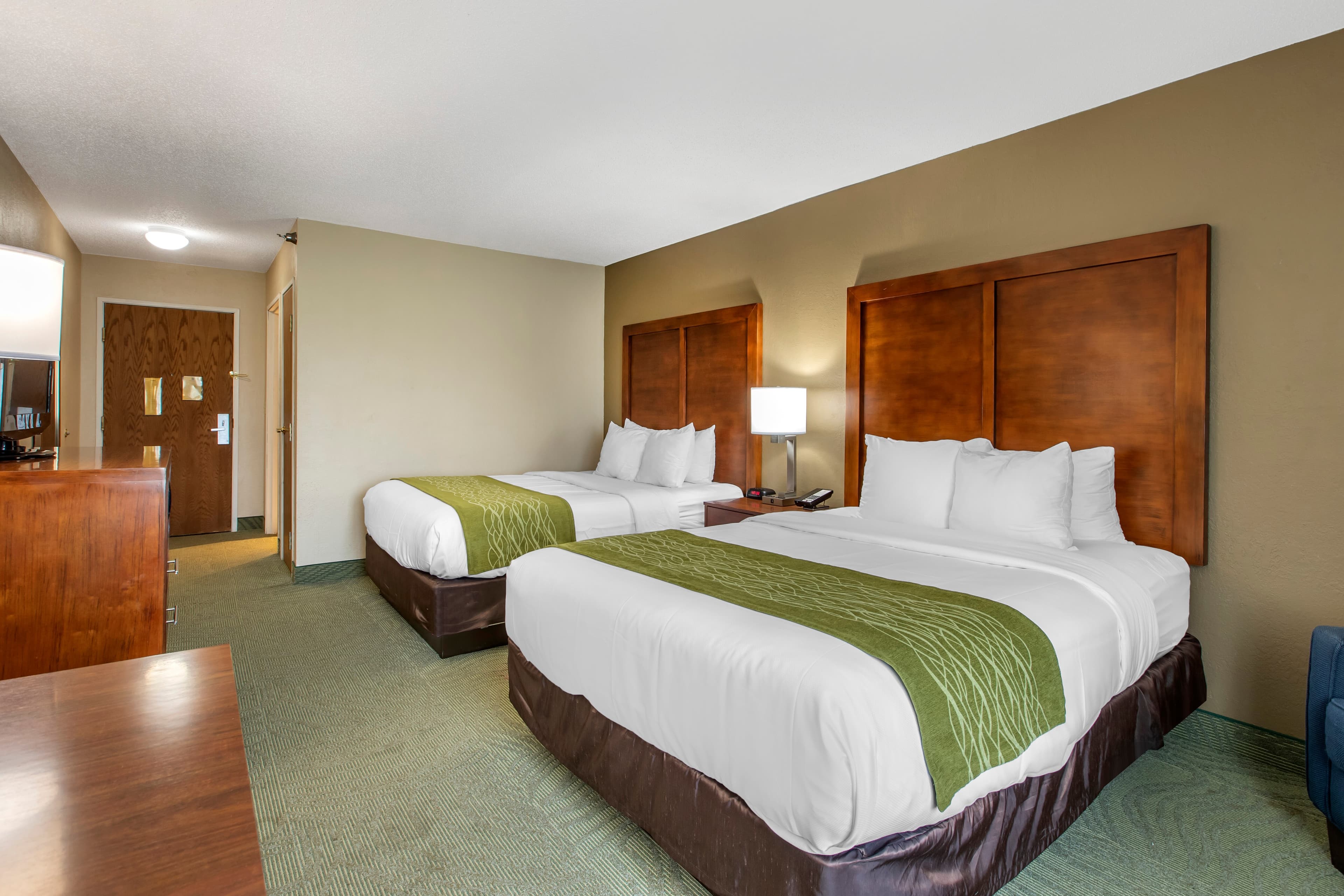 Comfort Inn Muscatine near Hwy 61 — 17