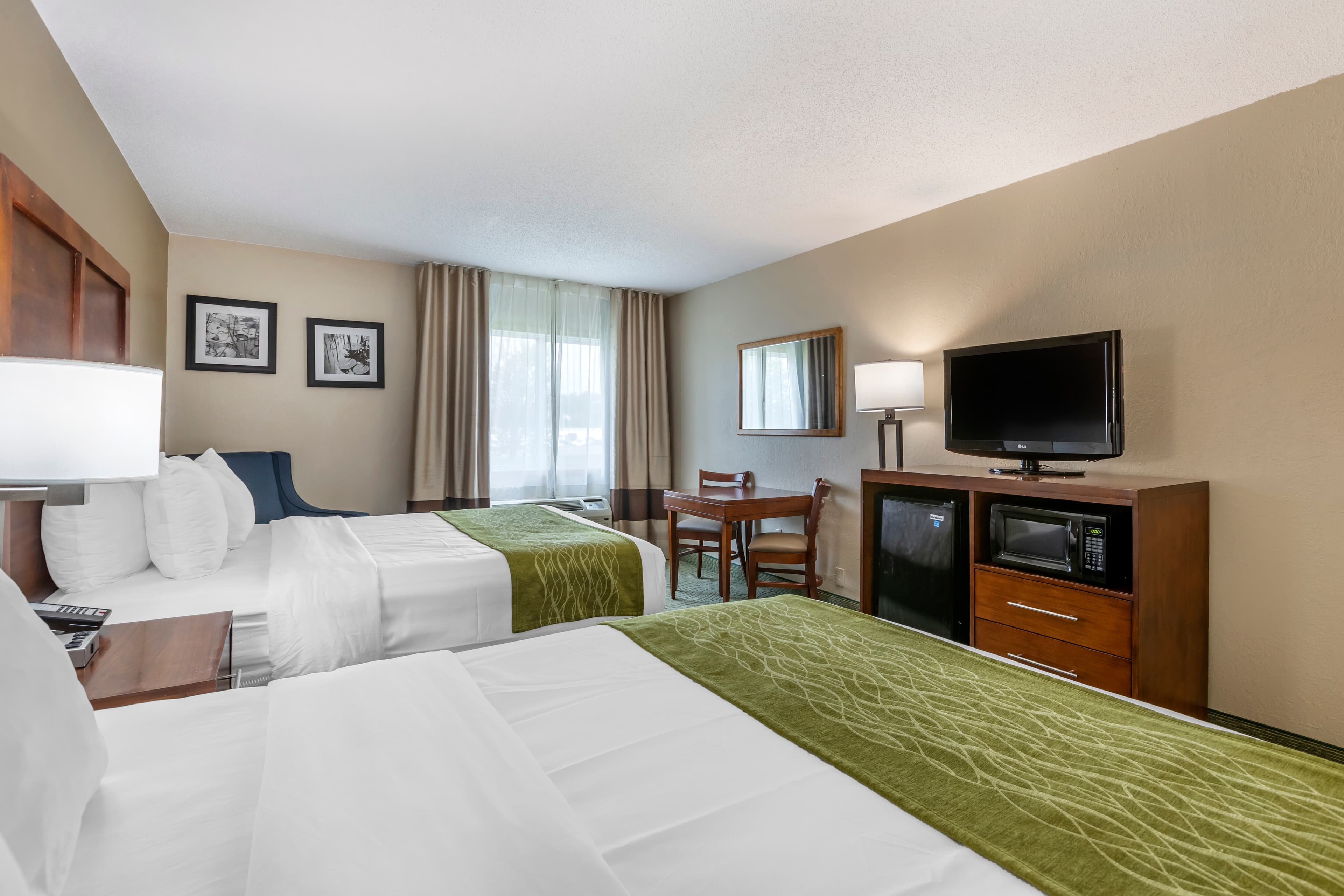 Comfort Inn Muscatine near Hwy 61 — 19