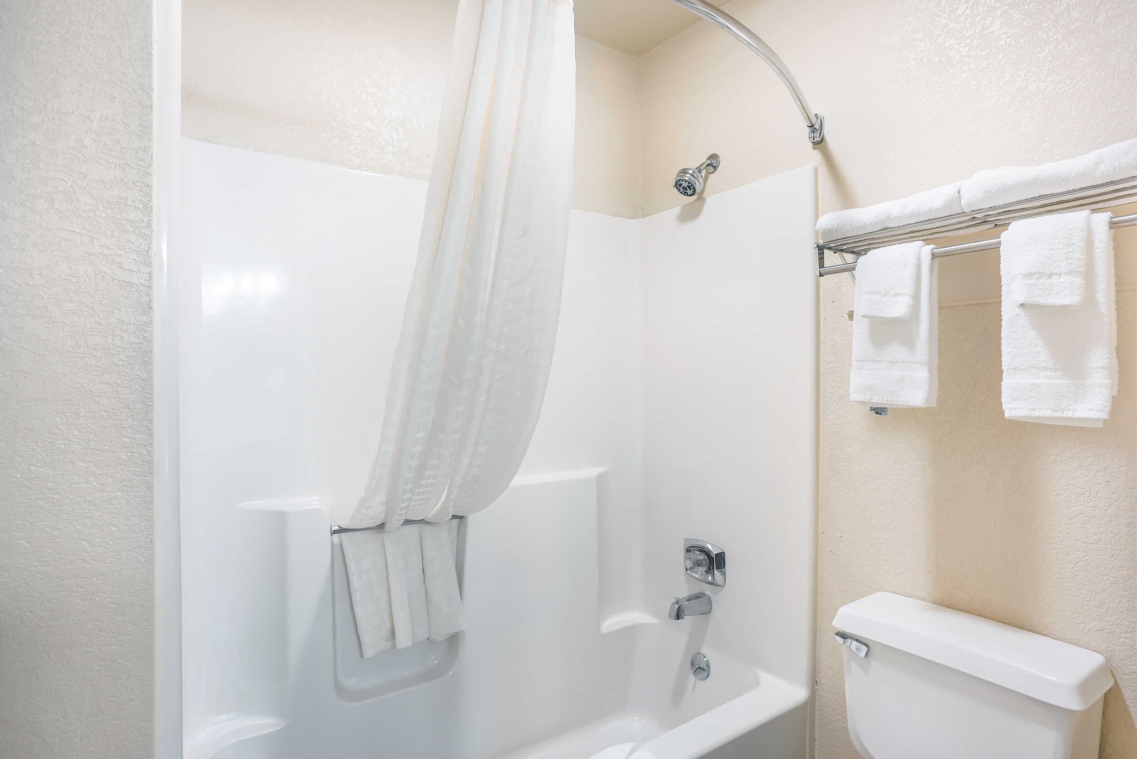 Quality Inn Cedar Rapids South — 6