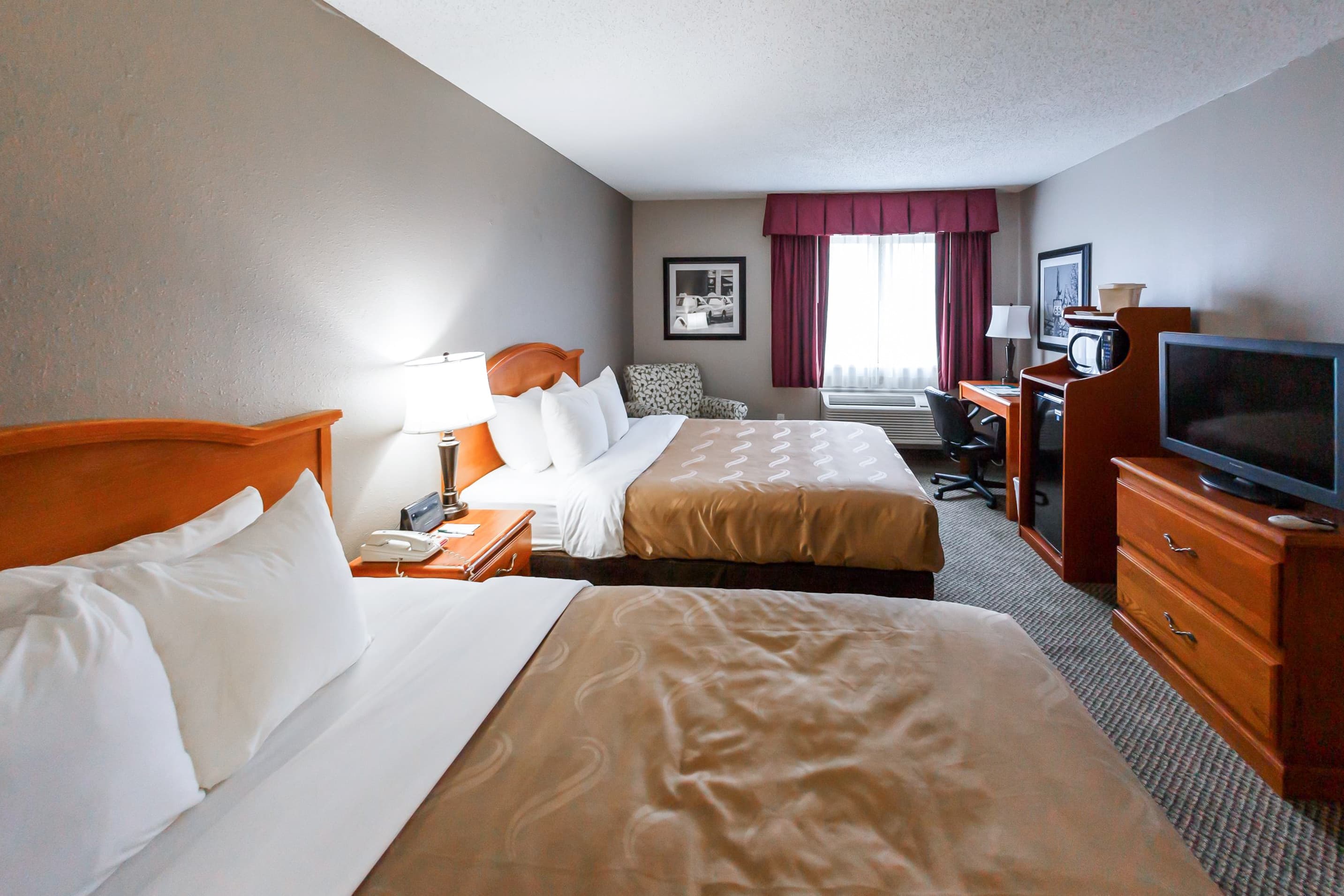 Quality Inn Burlington near Hwy 34 — 8