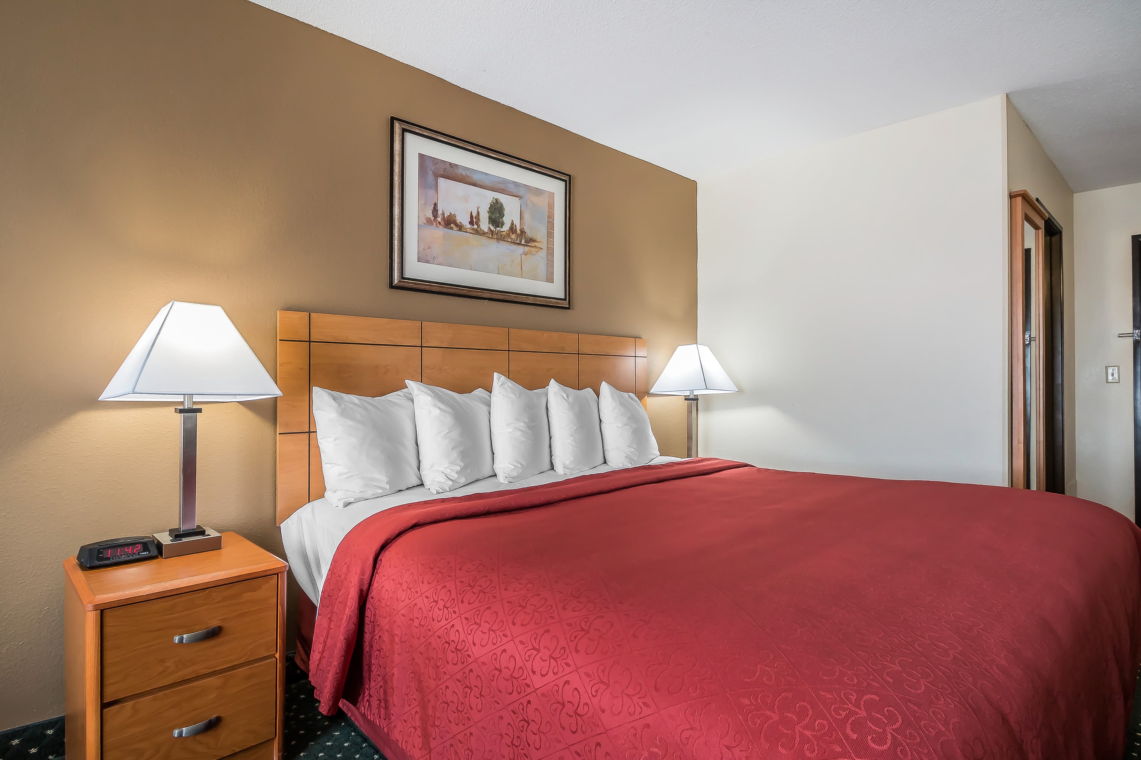 Quality Inn Coralville - Iowa River Landing — 6