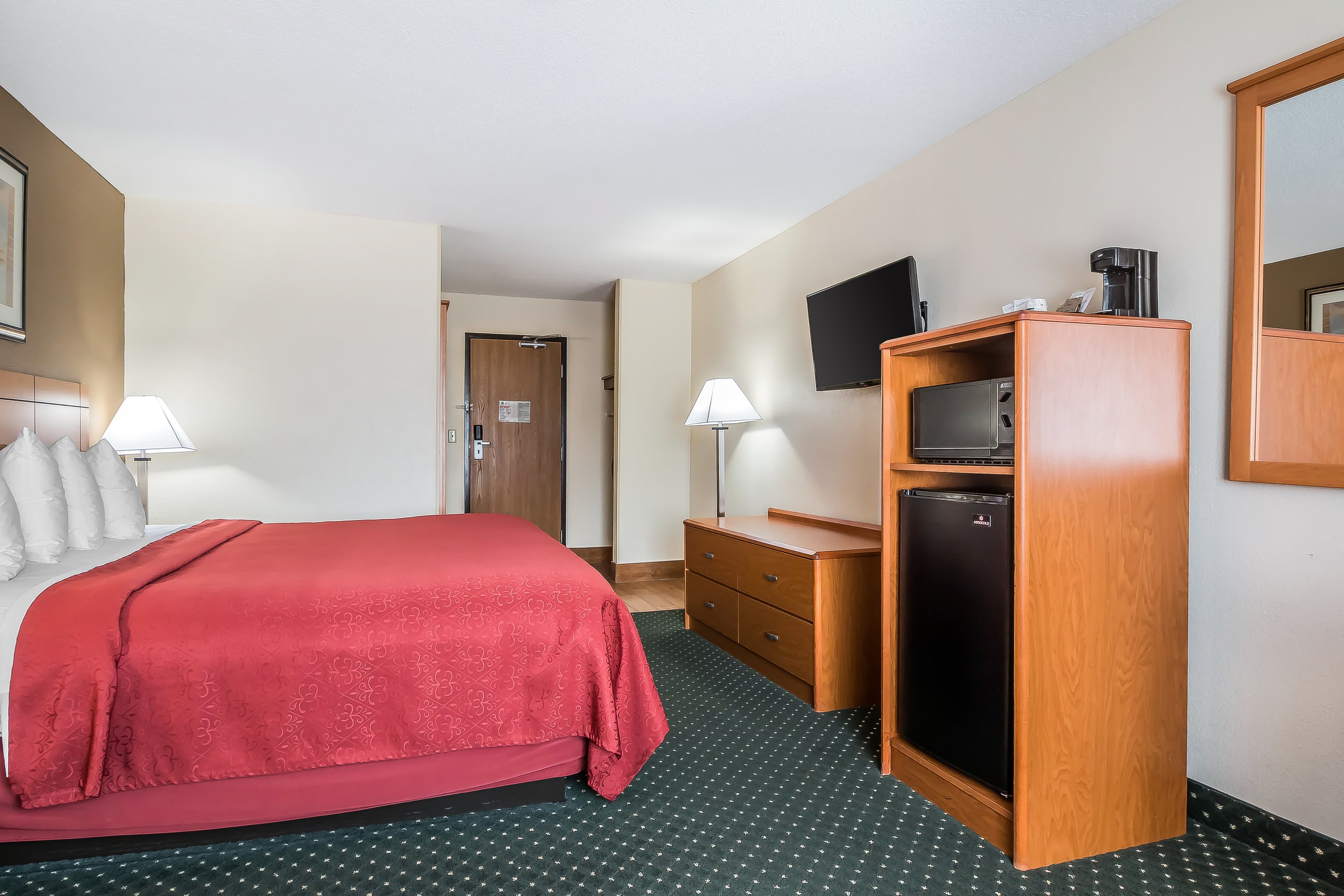 Quality Inn Coralville - Iowa River Landing — 7