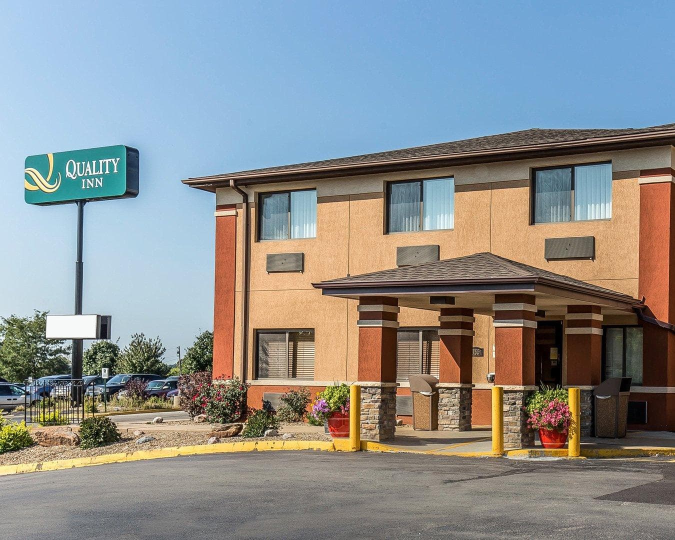 Quality Inn at Collins Road - Cedar Rapids - Image 1