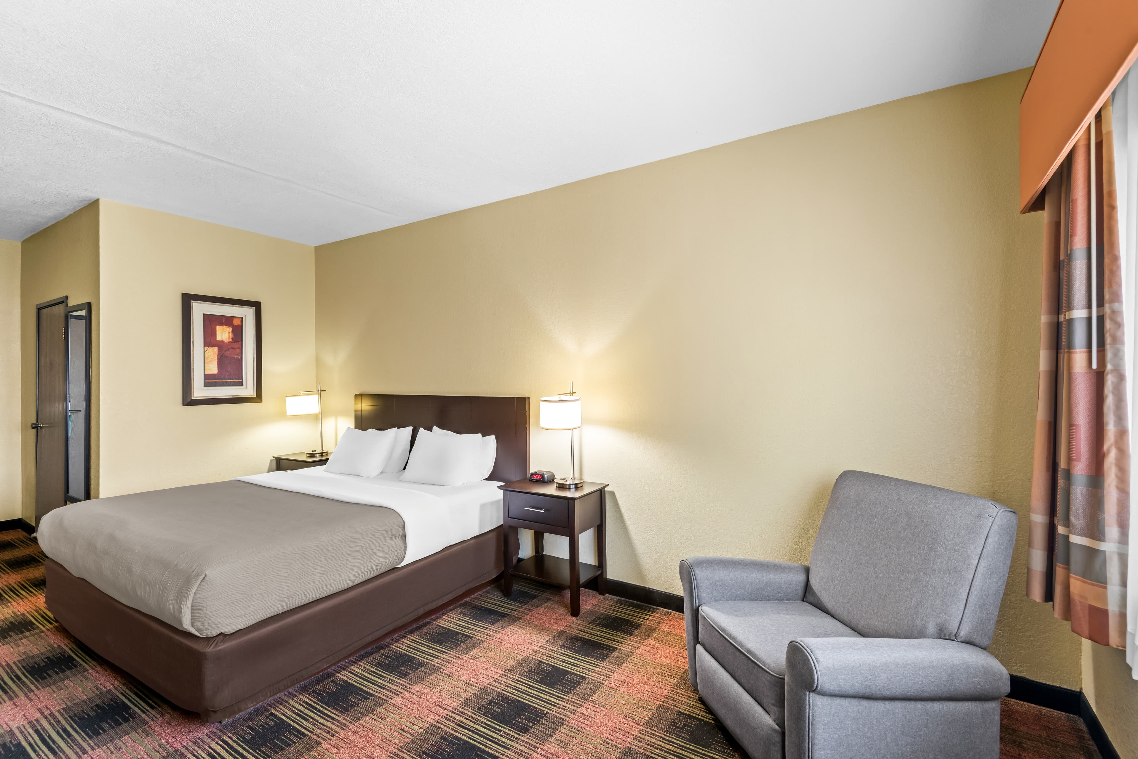 Quality Inn & Suites Des Moines Airport — 6
