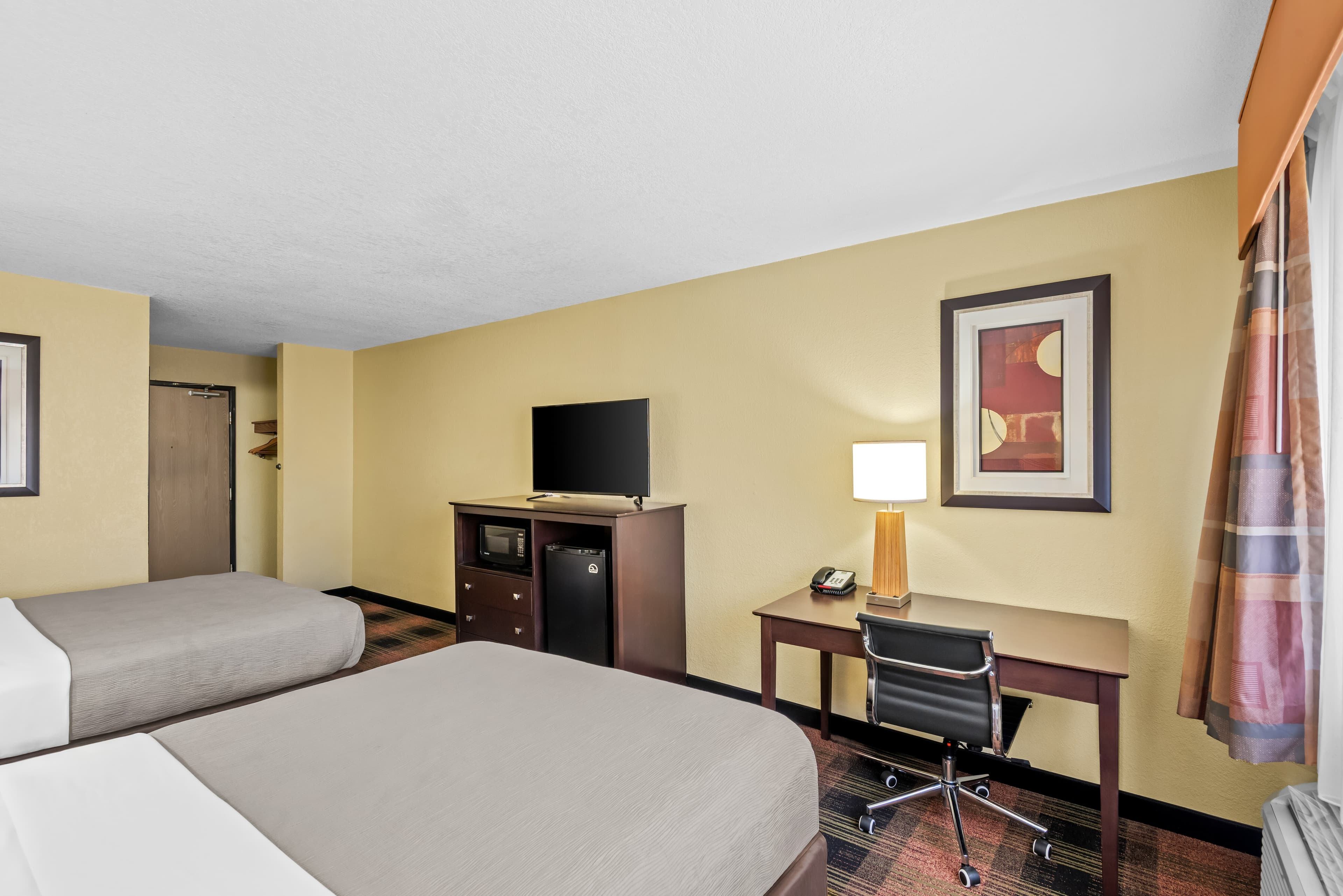 Quality Inn & Suites Des Moines Airport — 13