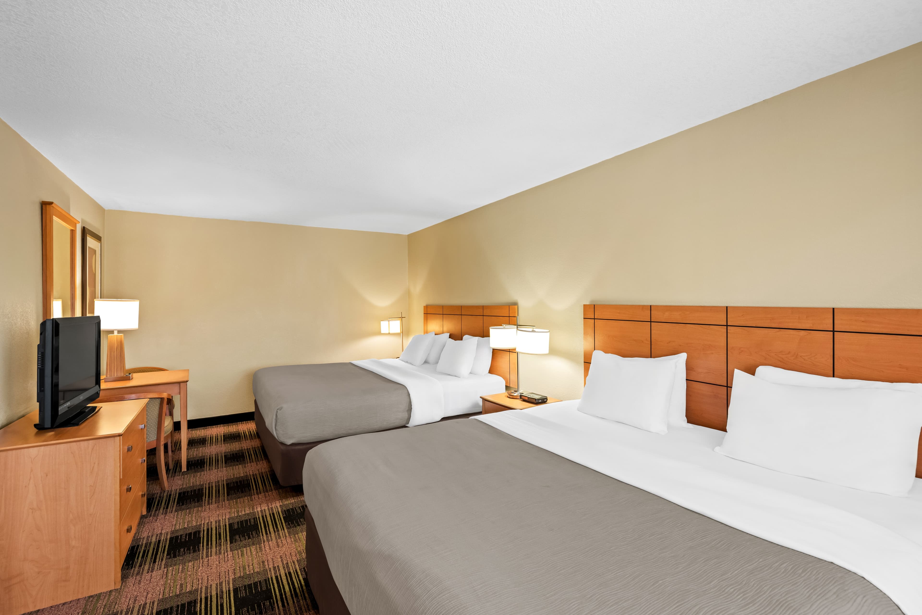 Quality Inn & Suites Des Moines Airport — 19