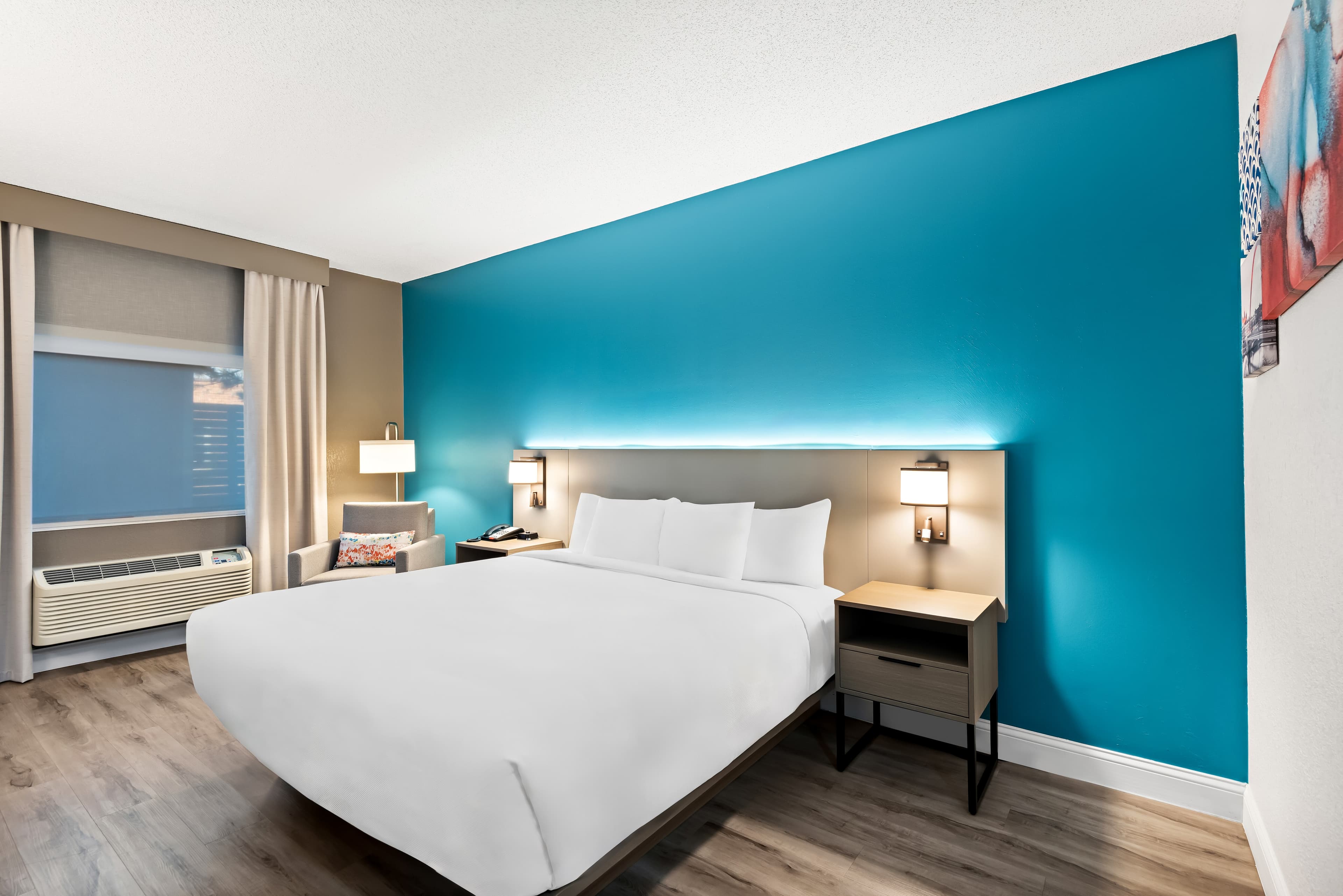 Comfort Inn & Suites Mason City - Clear Lake — 6