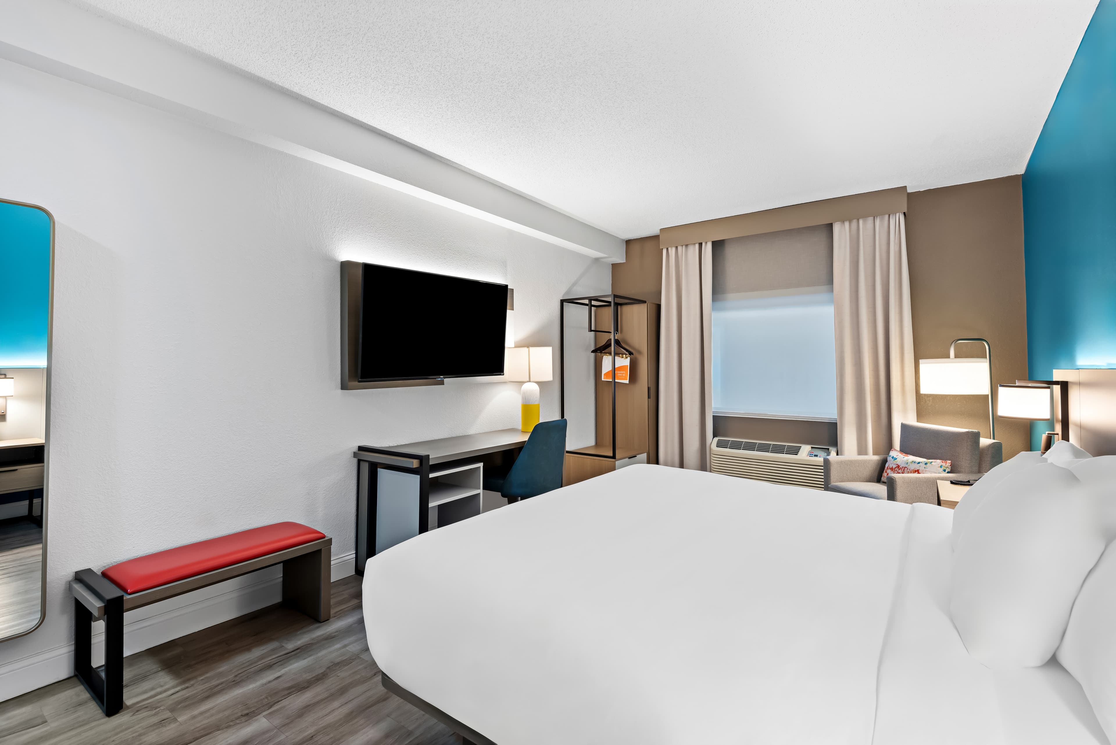 Comfort Inn & Suites Mason City - Clear Lake — 7