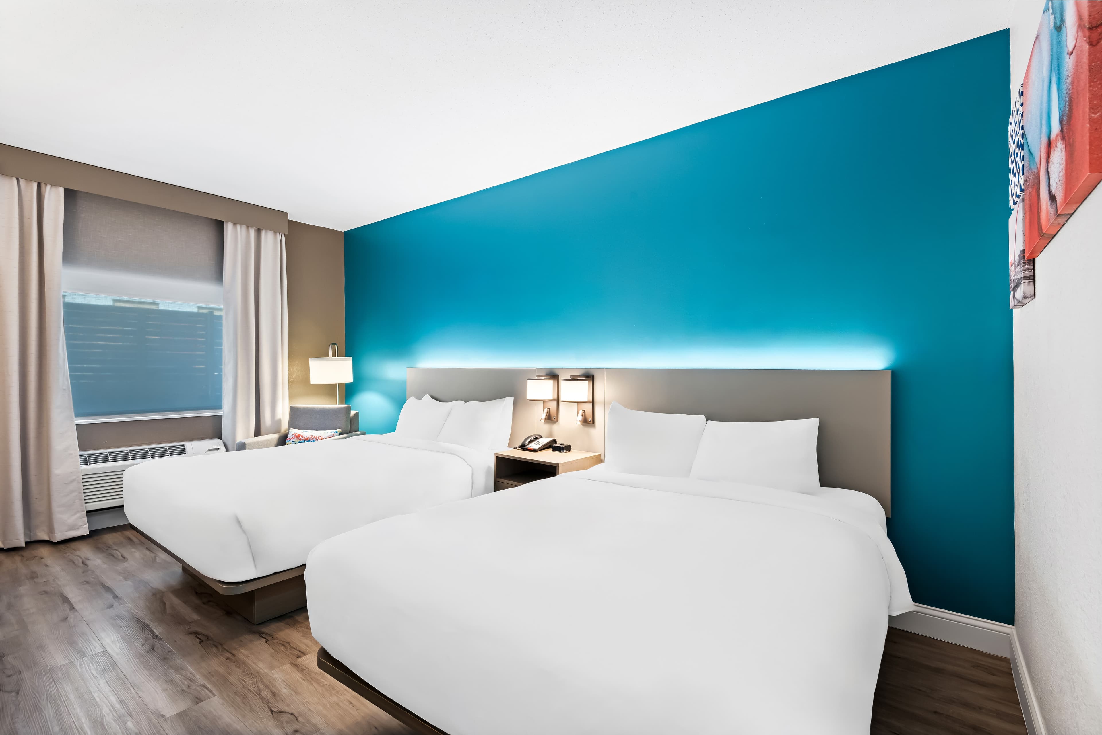 Comfort Inn & Suites Mason City - Clear Lake — 9