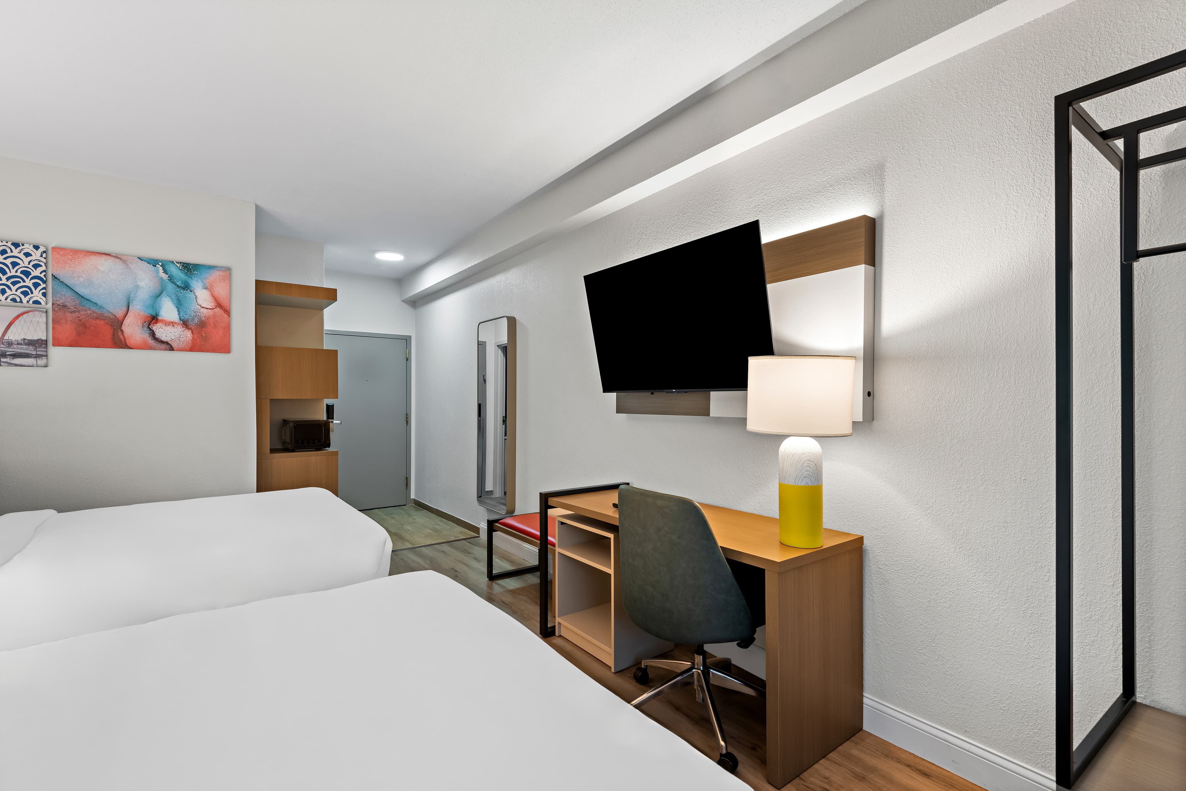 Comfort Inn & Suites Mason City - Clear Lake — 14