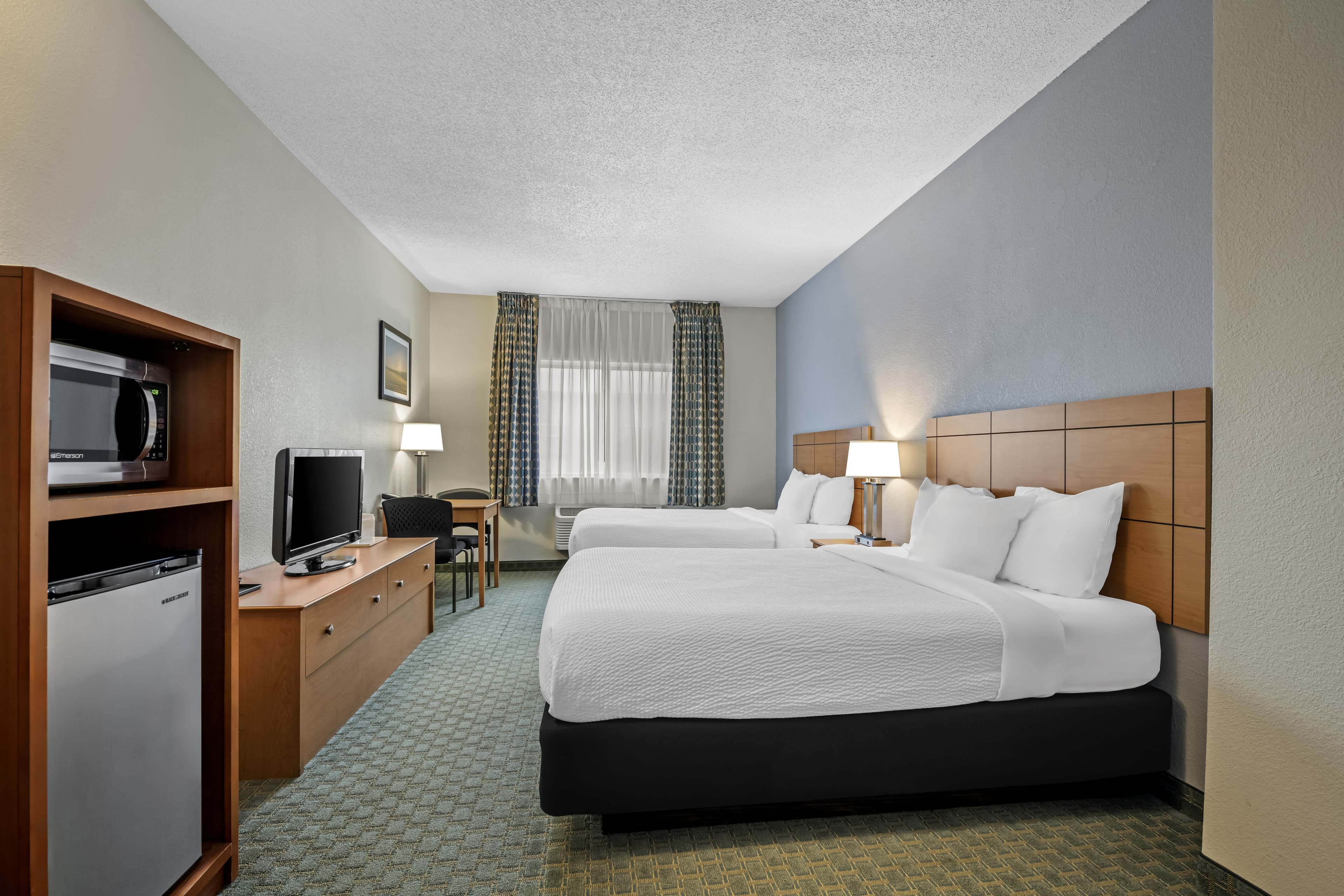 Quality Inn Dubuque on Hwy 20 - Image 5