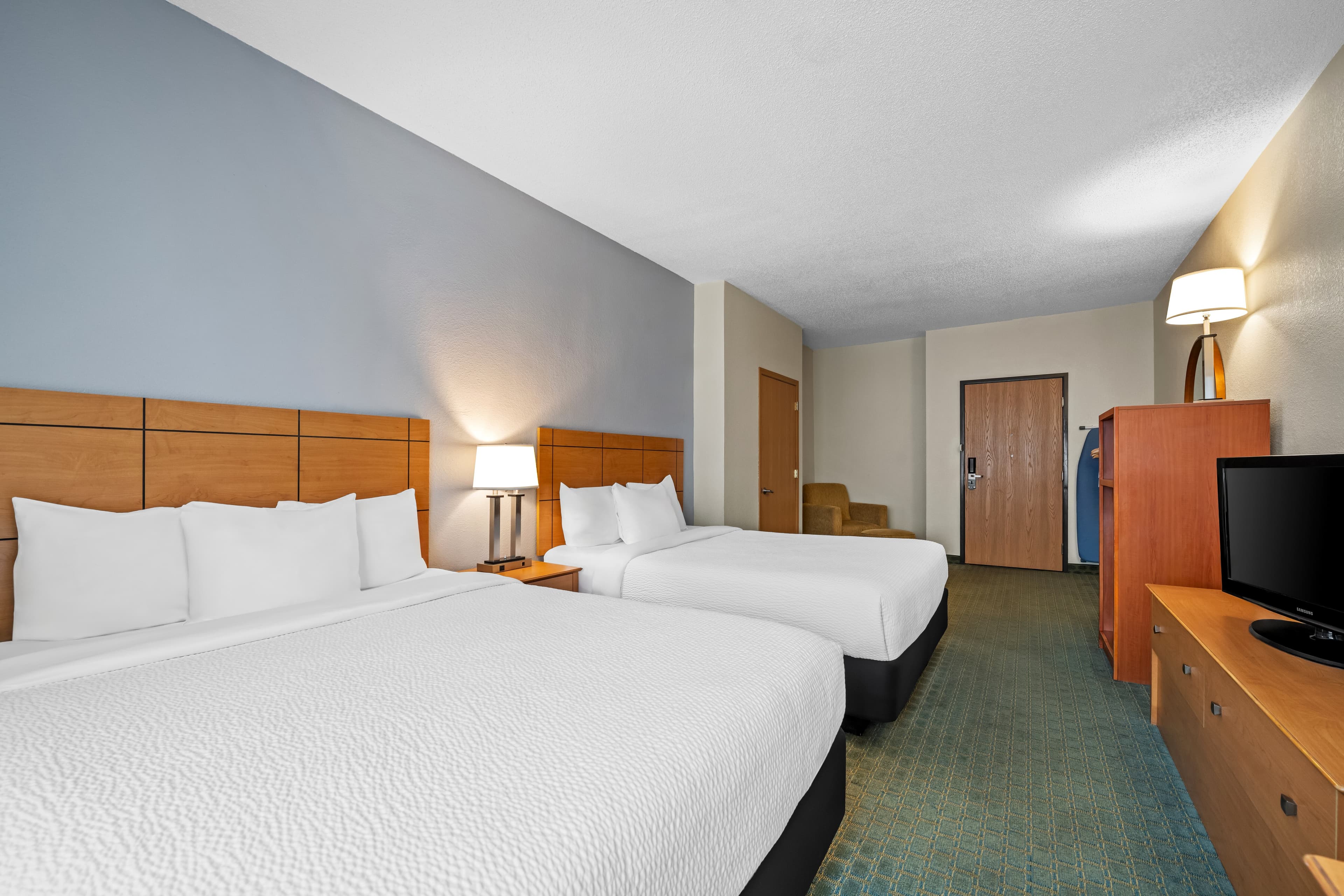 Quality Inn Dubuque on Hwy 20 — 6
