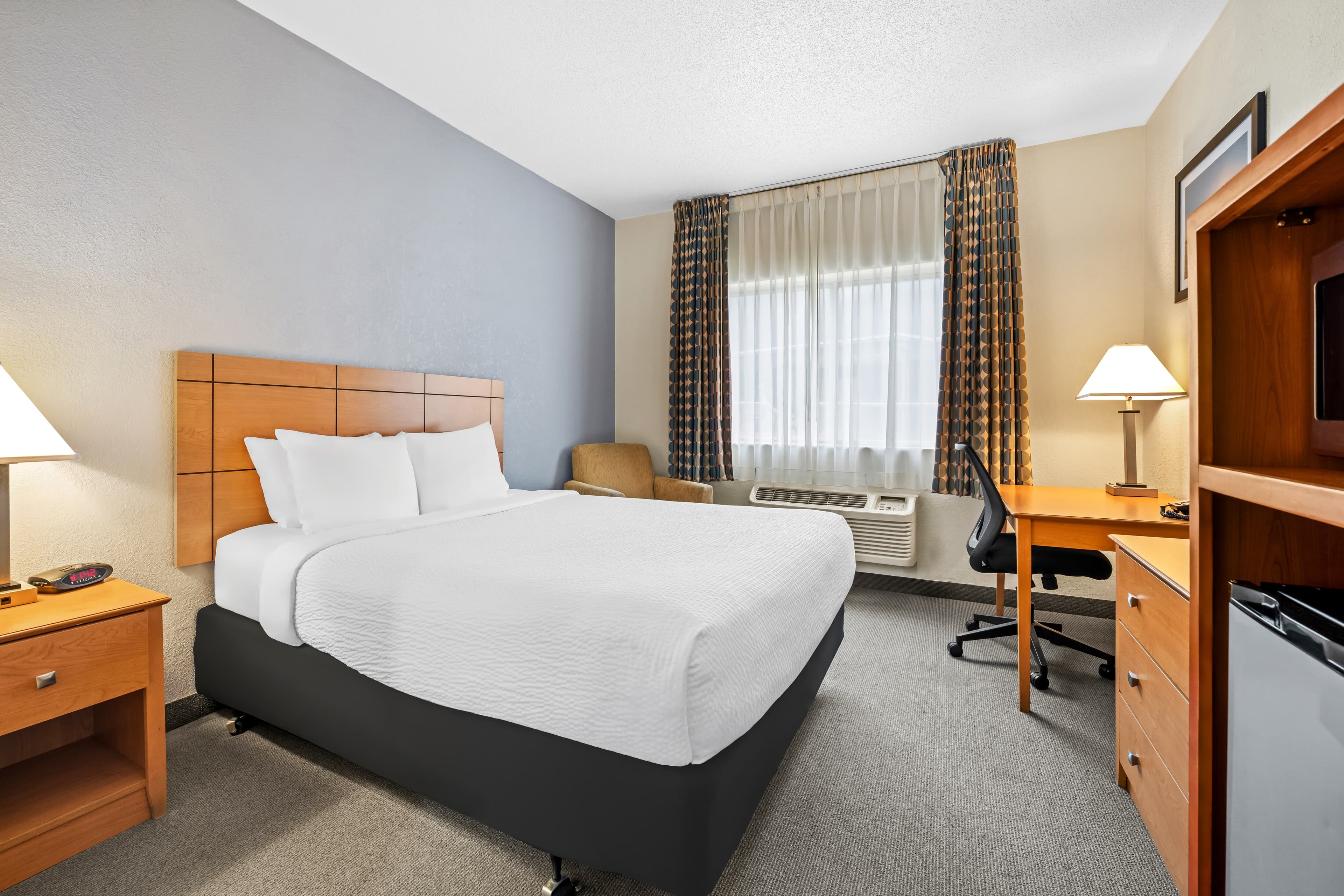 Quality Inn Dubuque on Hwy 20 — 12